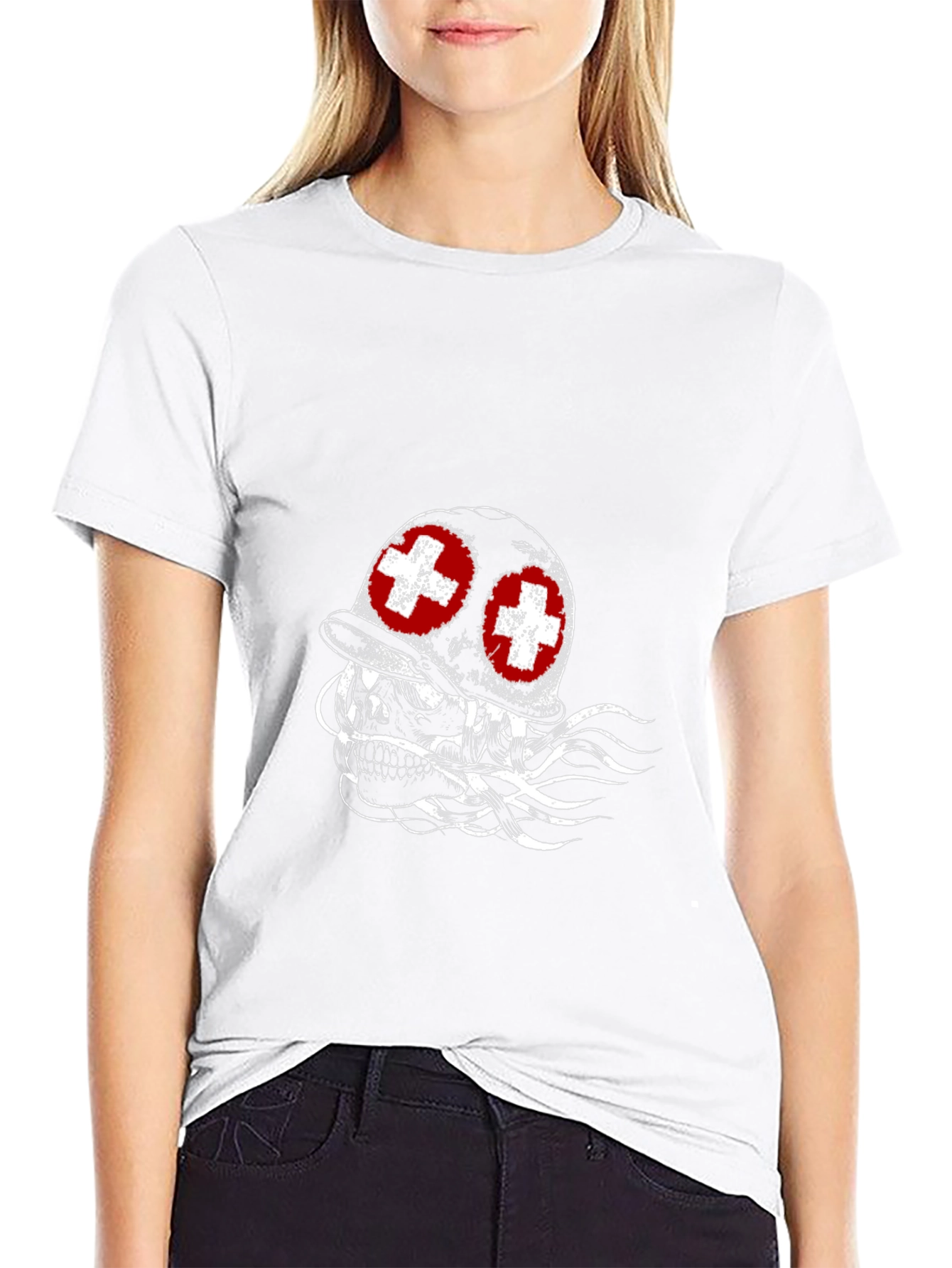 Camiseta Negra con Diseño de Cráneo Militar