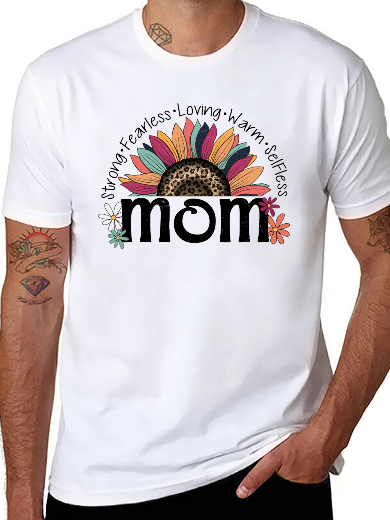 Camiseta Negra con Diseño de Girasol Mom