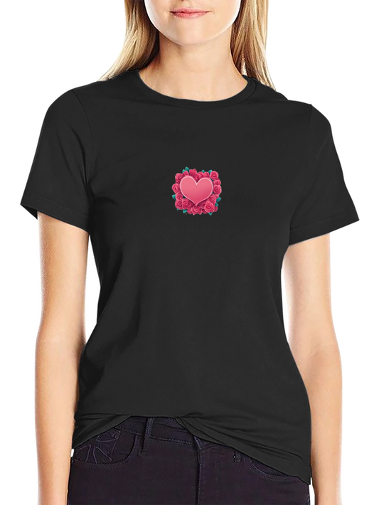Camiseta Negra con Corazón Floral Romántica