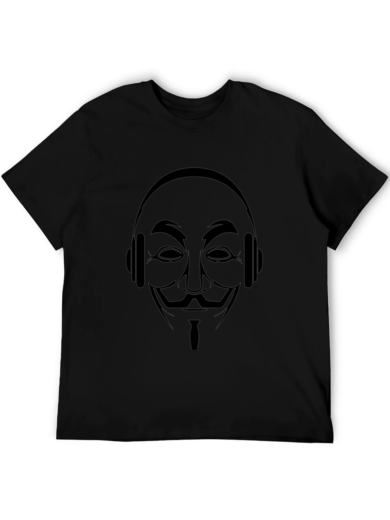 Camiseta Negra con Diseño Anónimo y Audífonos