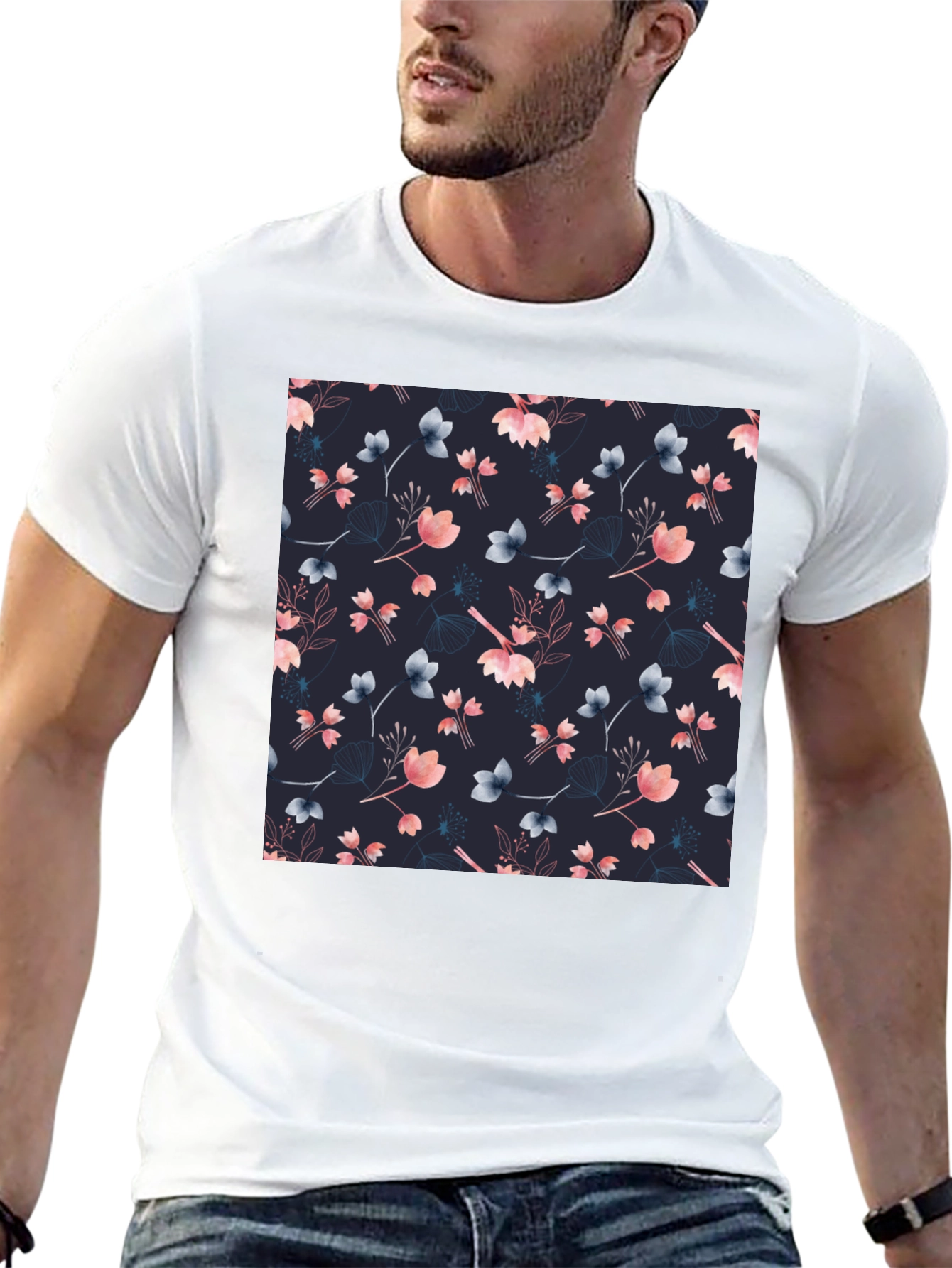 Camiseta Negra Estampado Floral Moderno