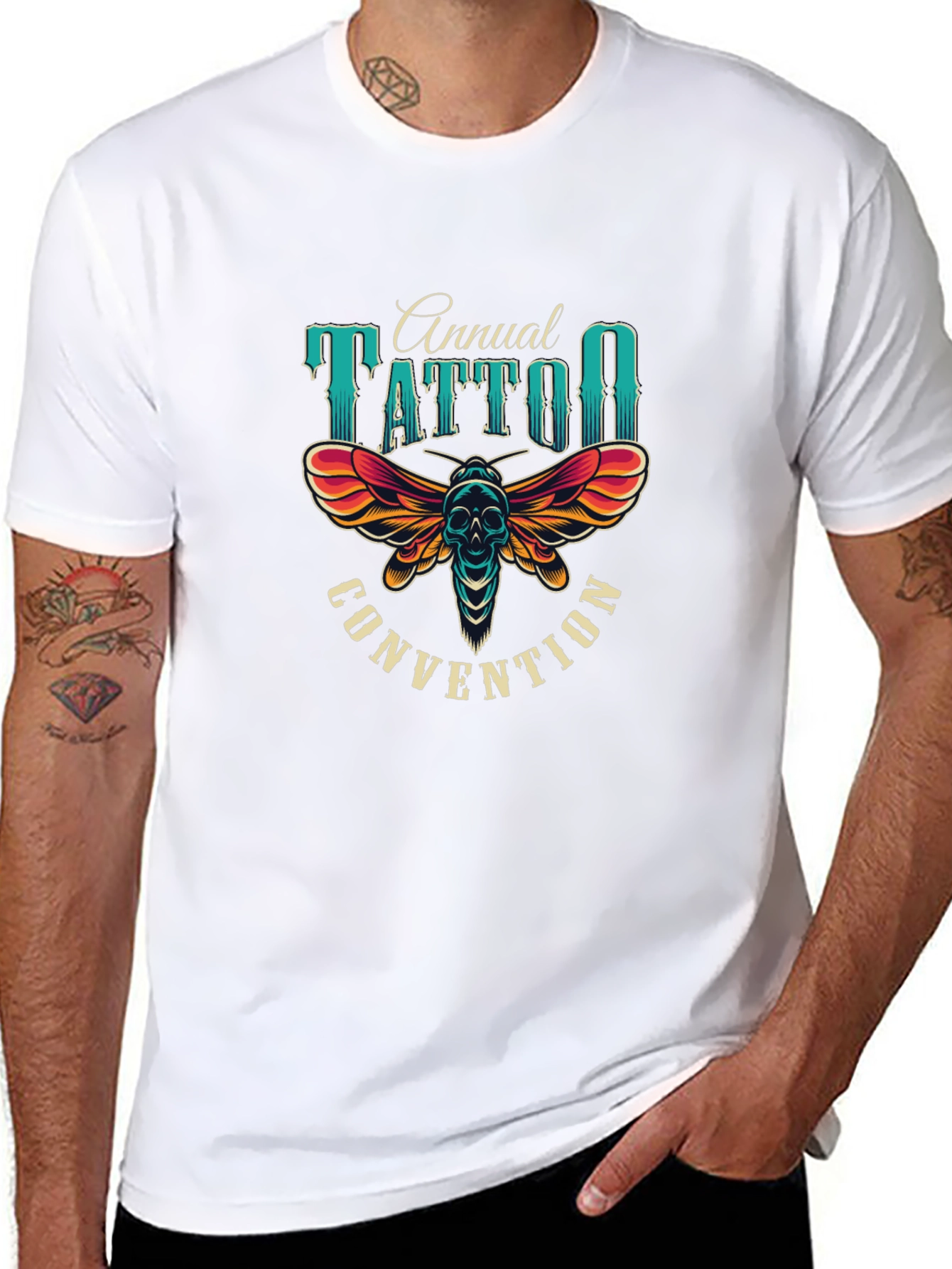 Camiseta Negra Estampada Convención de Tatuajes