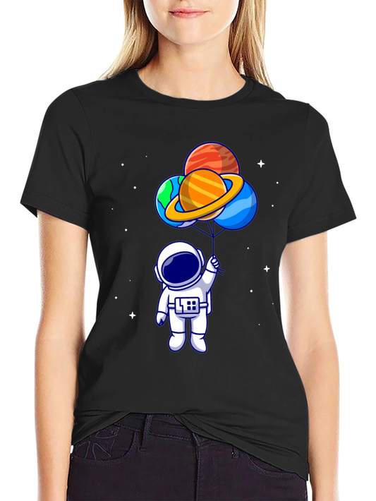 Camiseta Negra Astronauta con Globos de Planetas
