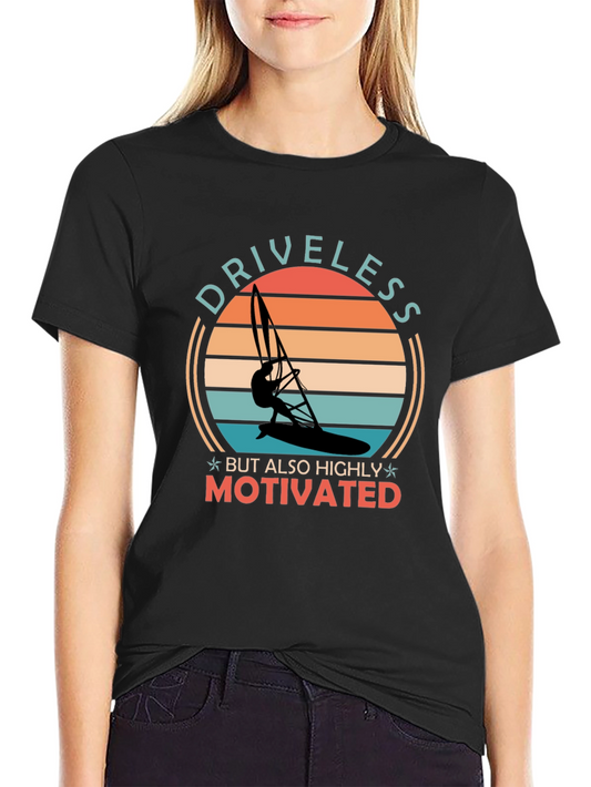 Camiseta Negra con Diseño de Windsurfista Motivacional