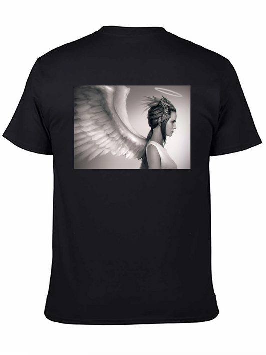 Camiseta Negra con Estampado de Ángel en Blanco y Negro