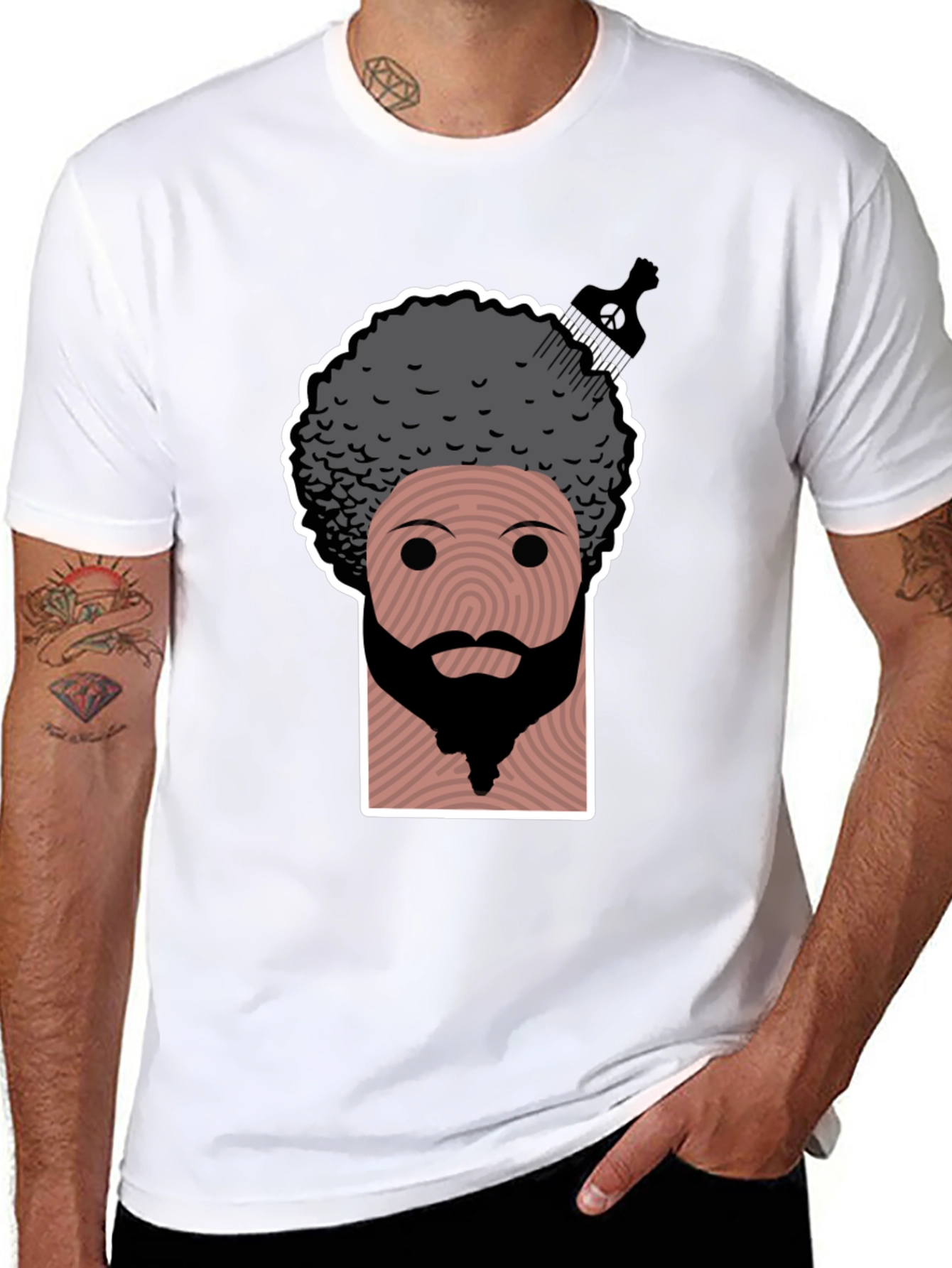 Camiseta Negra con Diseño Afro Original