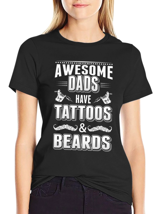 Camiseta Negra: Papás Impresionantes con Tatuajes y Barbas