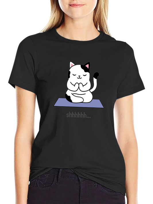Camiseta Negra con Gato Yoga Silencioso