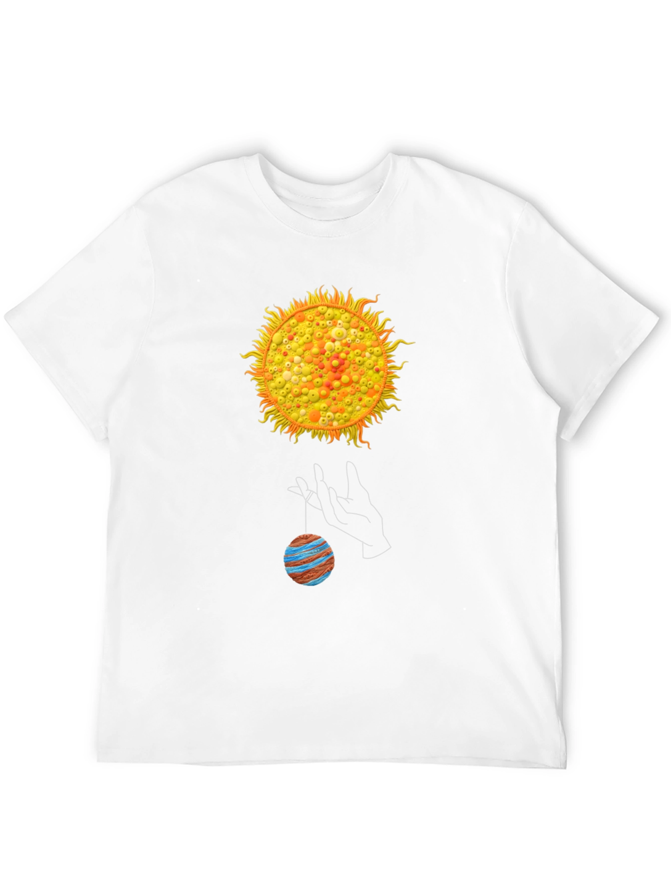 Camiseta Negra con Diseño de Sol y Planeta