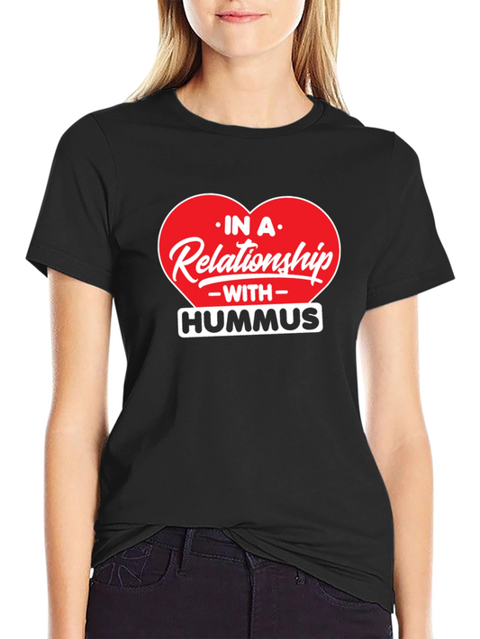 Camiseta Negra En una Relación con Hummus
