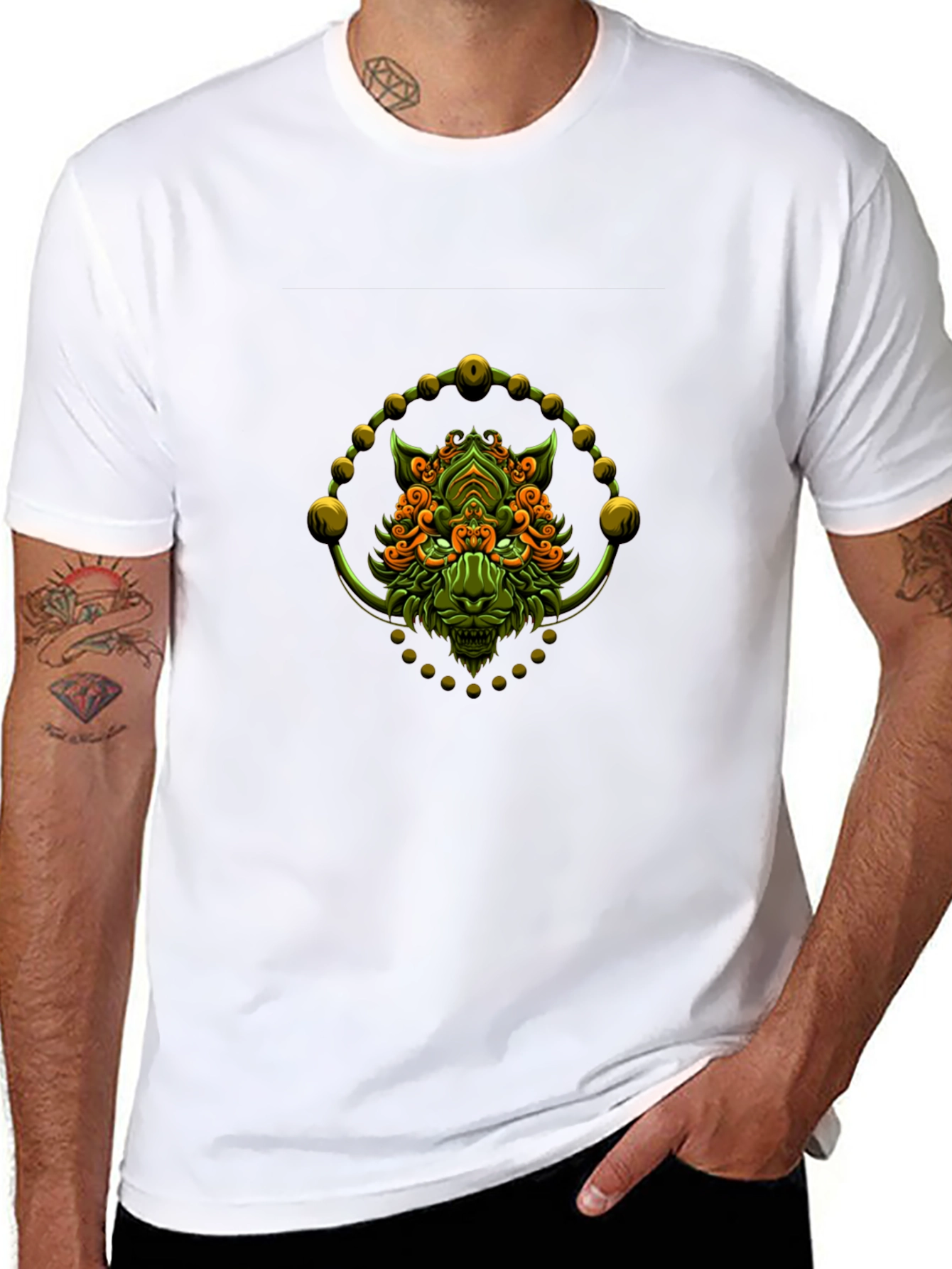 Camiseta Negra con Diseño de León Abstracto