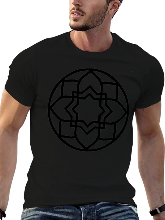 Camiseta Negra con Diseño Geométrico Circular