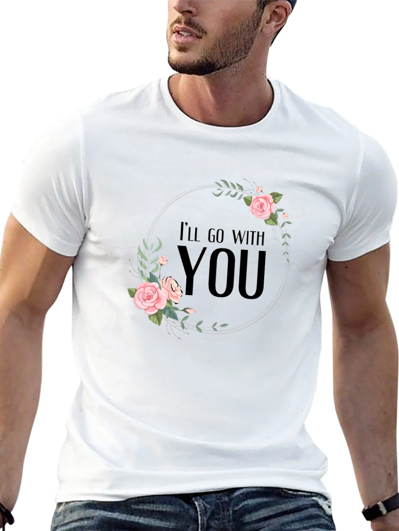 Camiseta Negra con Diseño Floral Romántico