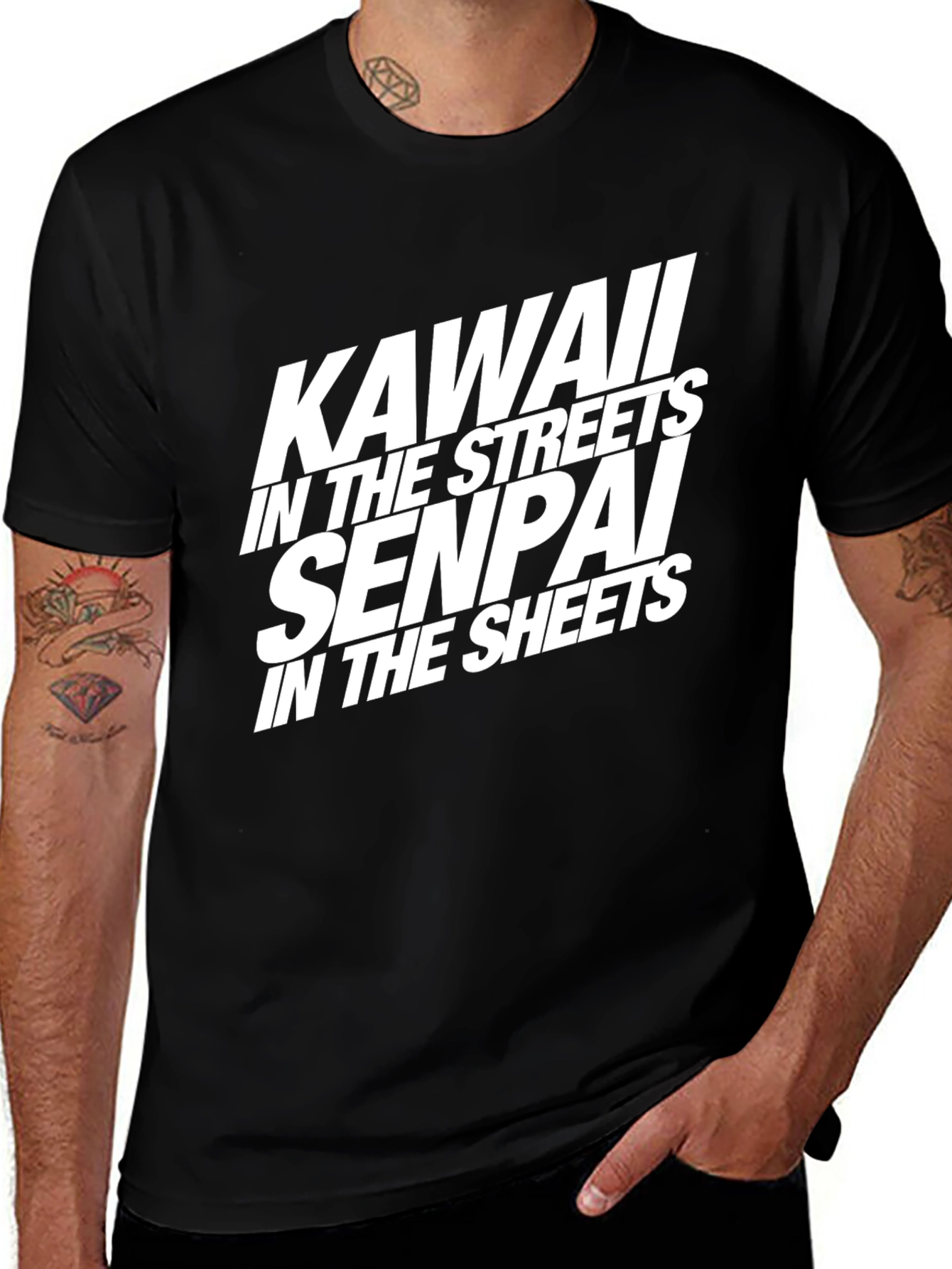 Camiseta Negra con Diseño Kawaii Senpai