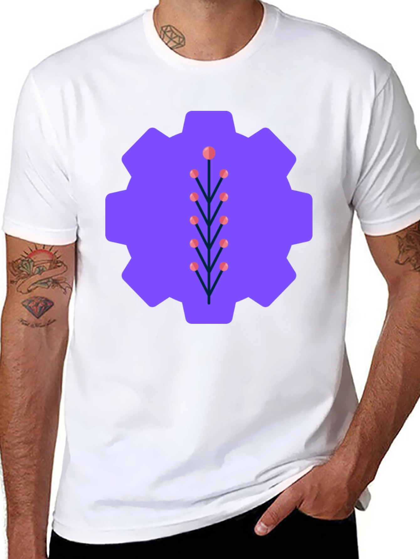Camiseta Negra con Diseño de Engranaje Floral