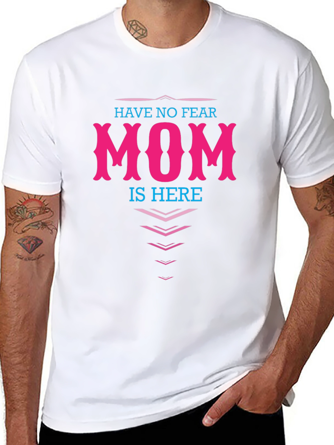 Camiseta Negra Mom is Here