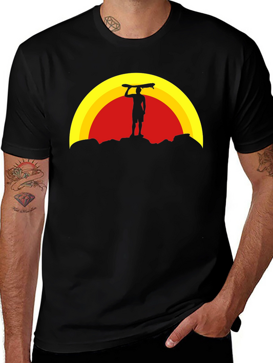 Camiseta Negra: Silueta de Surfista al Atardecer