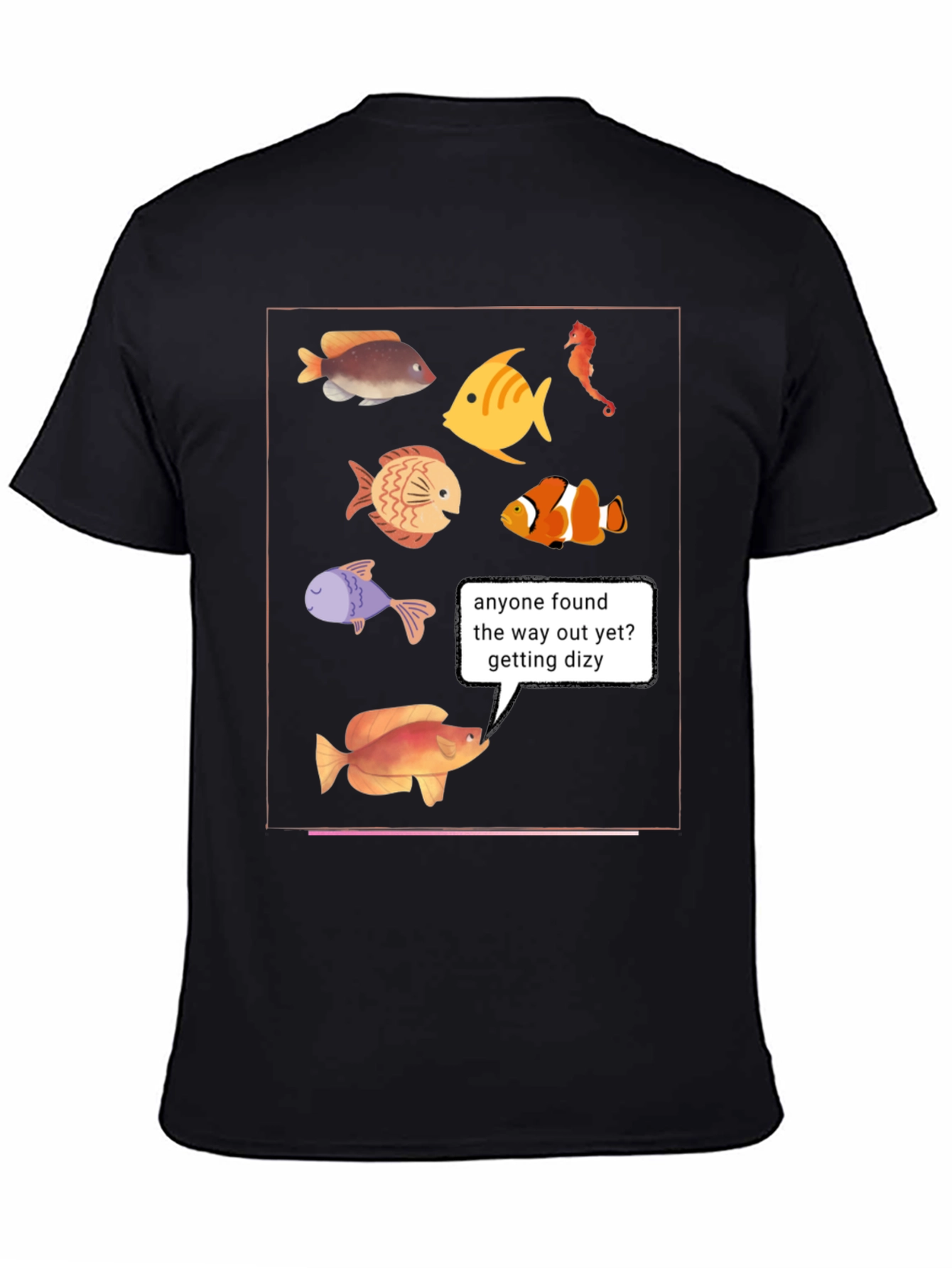 Camiseta Negra con Diseño de Peces Divertidos