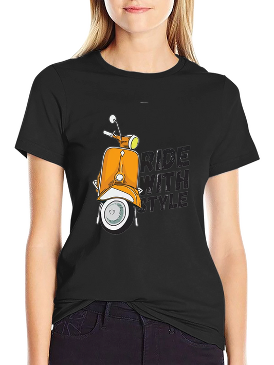 Camiseta Negra con Diseño de Scooter Vintage