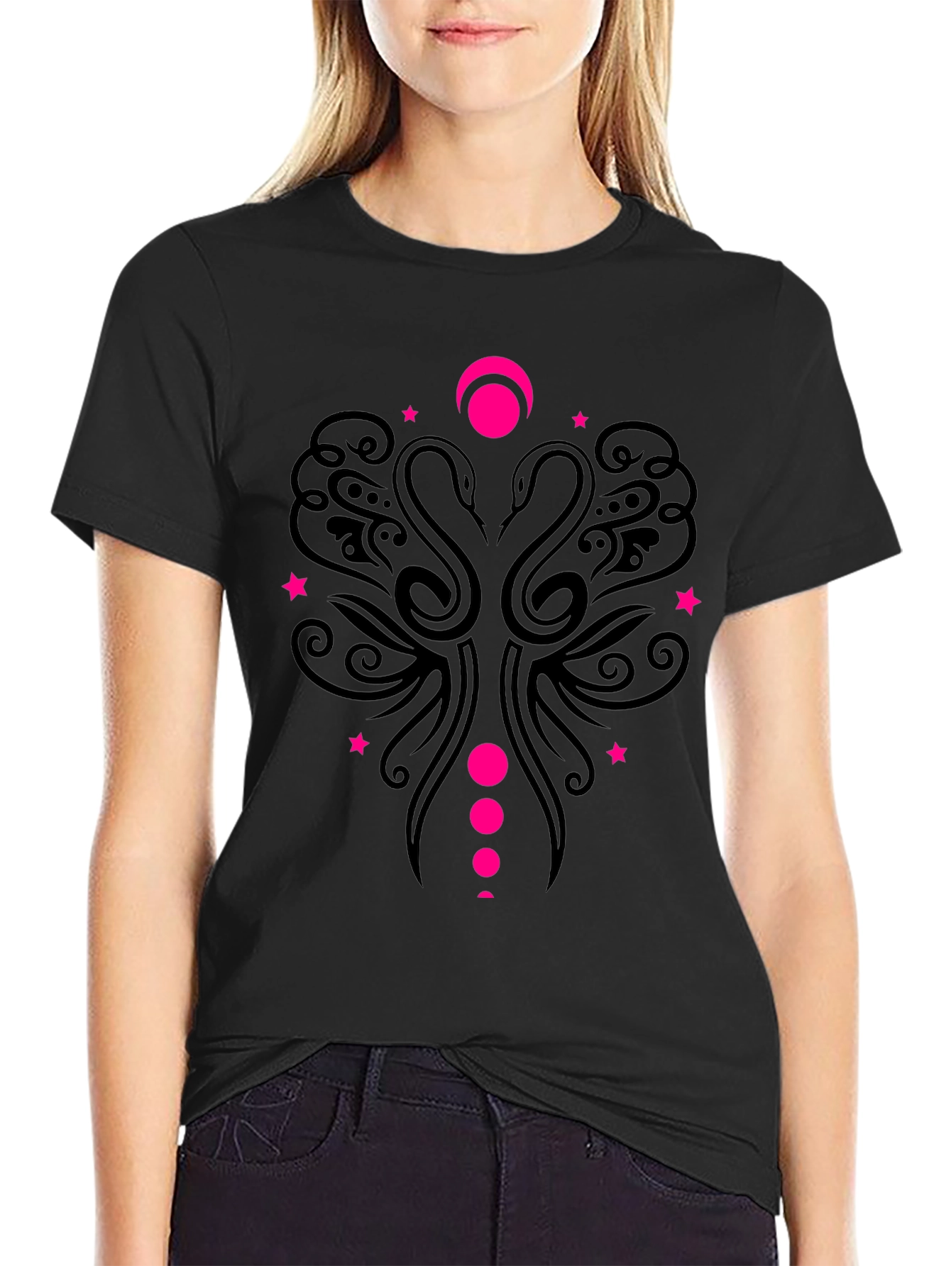 Camiseta Negra con Diseño Swan Moon