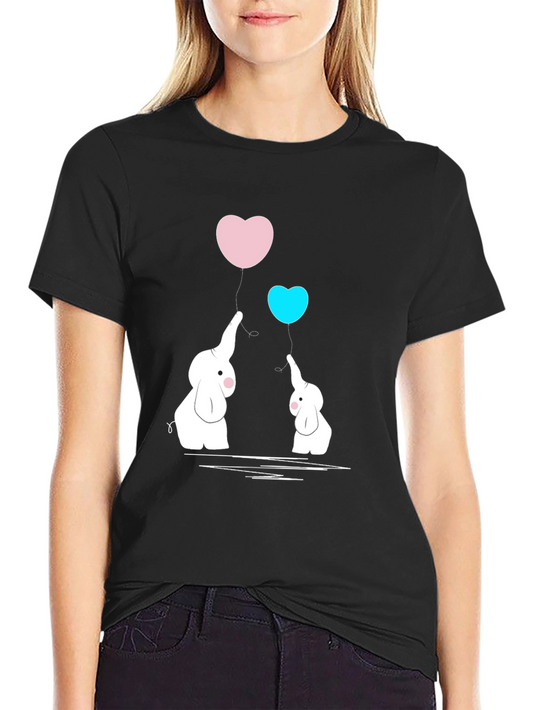 Camiseta Negra con Elefantes y Corazones