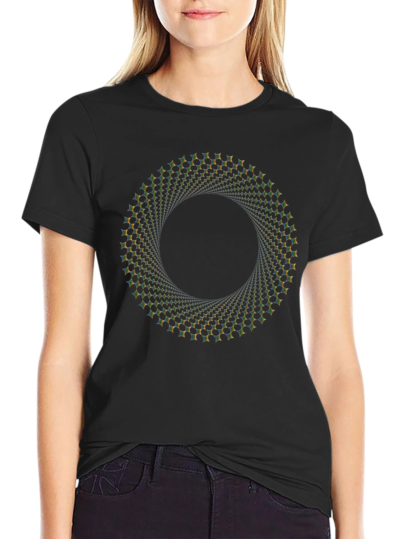Camiseta Negra con Diseño Circular Hipnótico