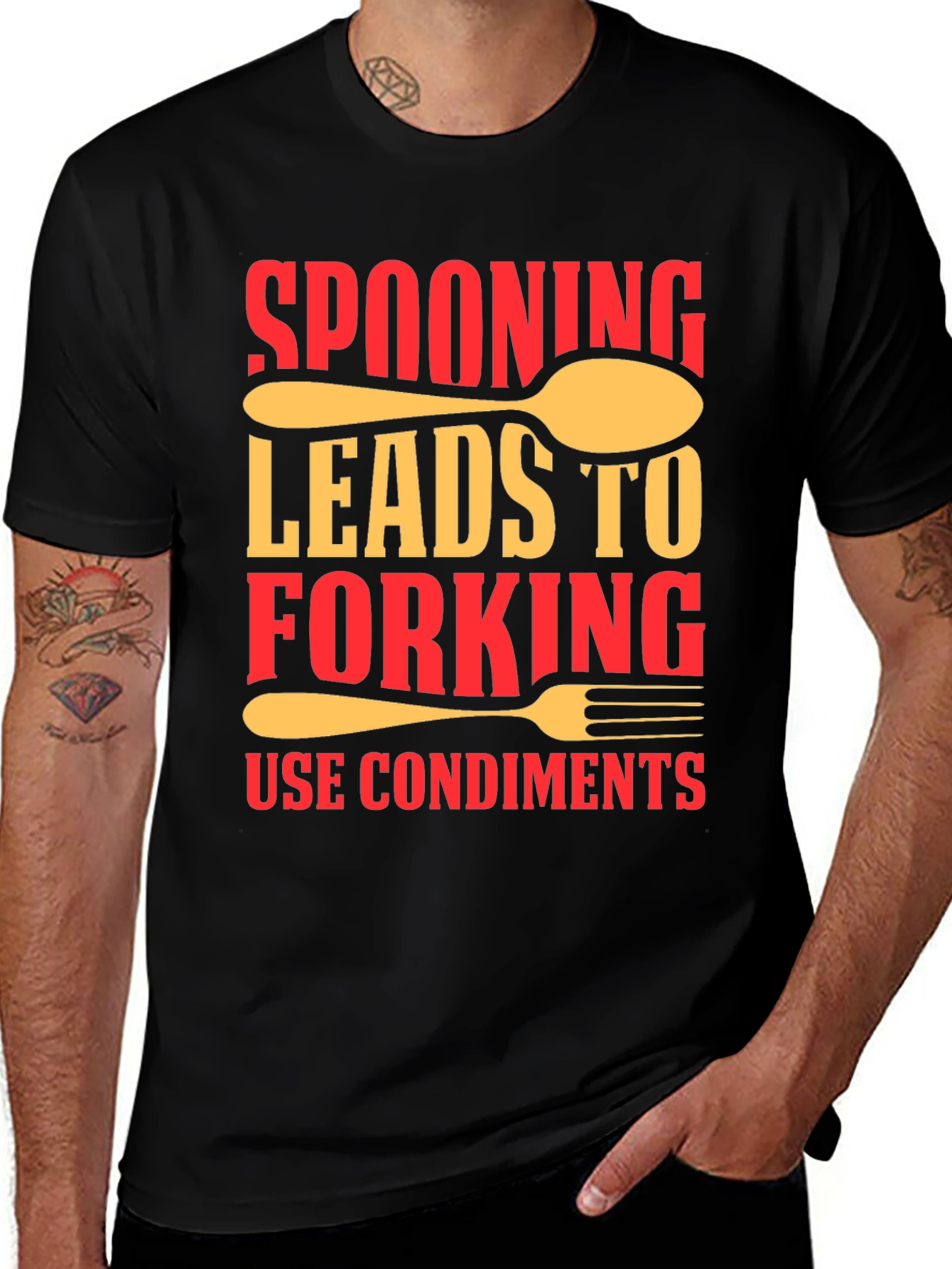 Camiseta Negra Divertida: Spooning Leads To Forking