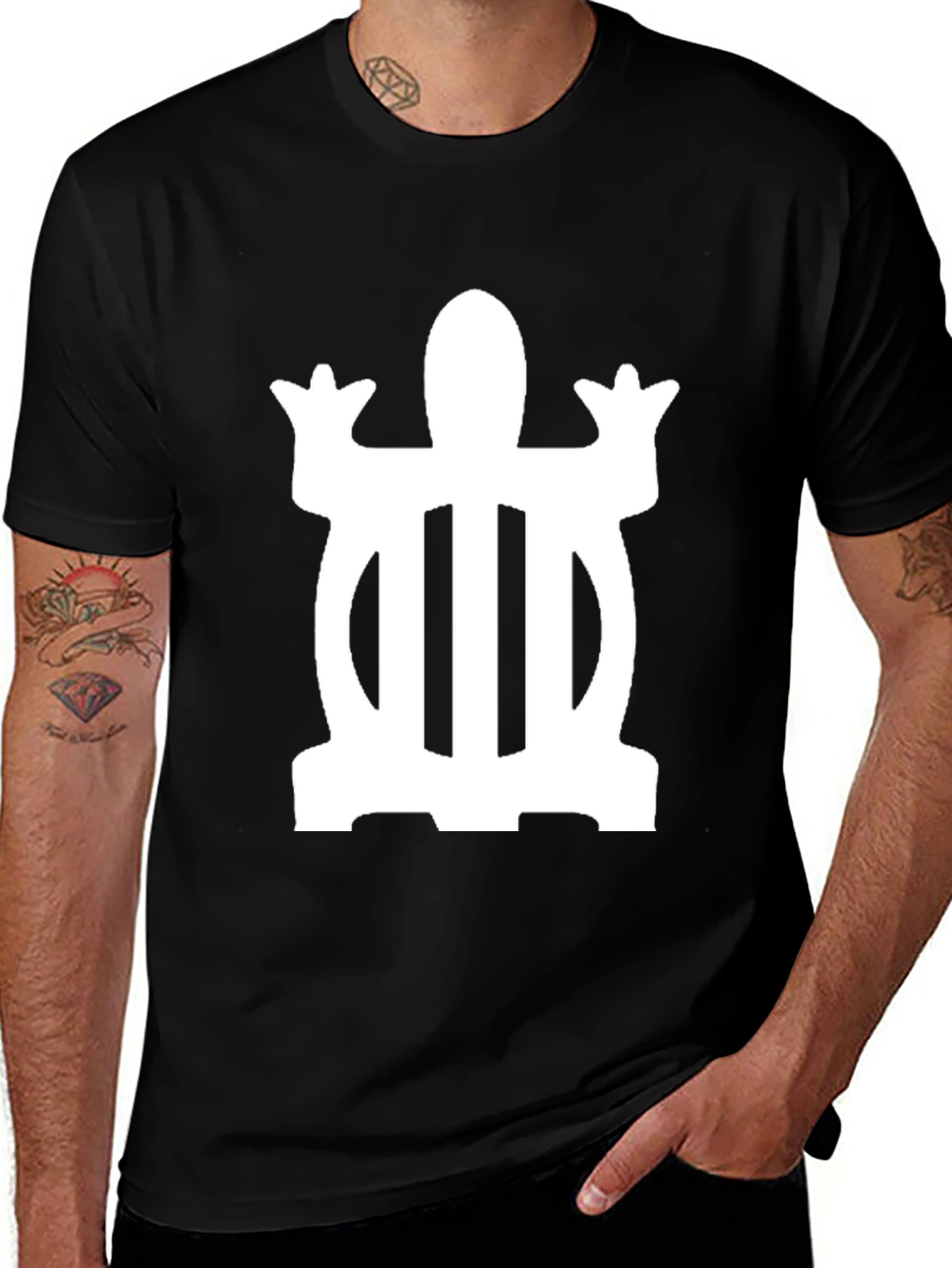 Camiseta Negra con Adinkra Dwennimmen