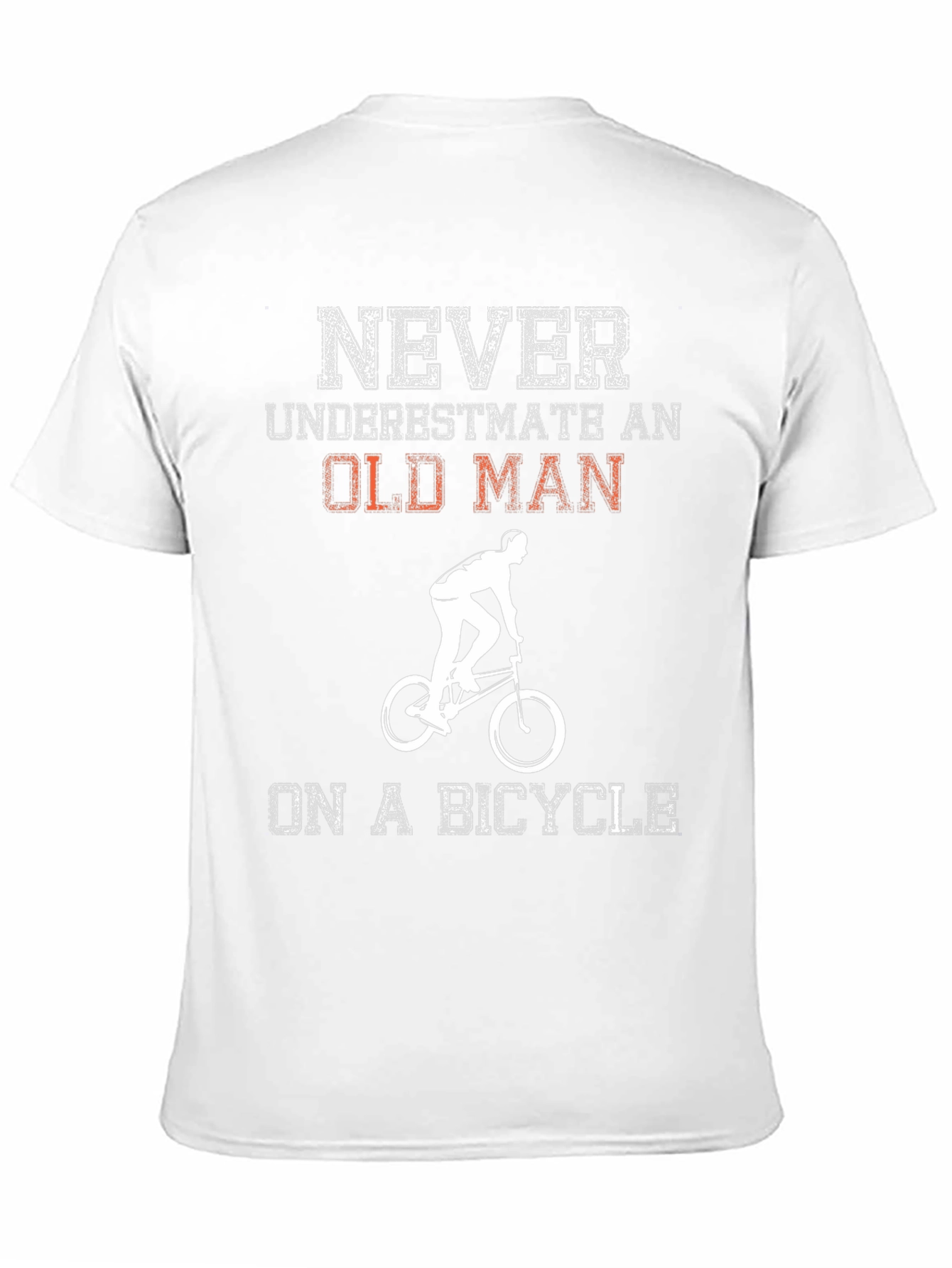 Camiseta Negra Nunca Subestimes a un Anciano en Bicicleta