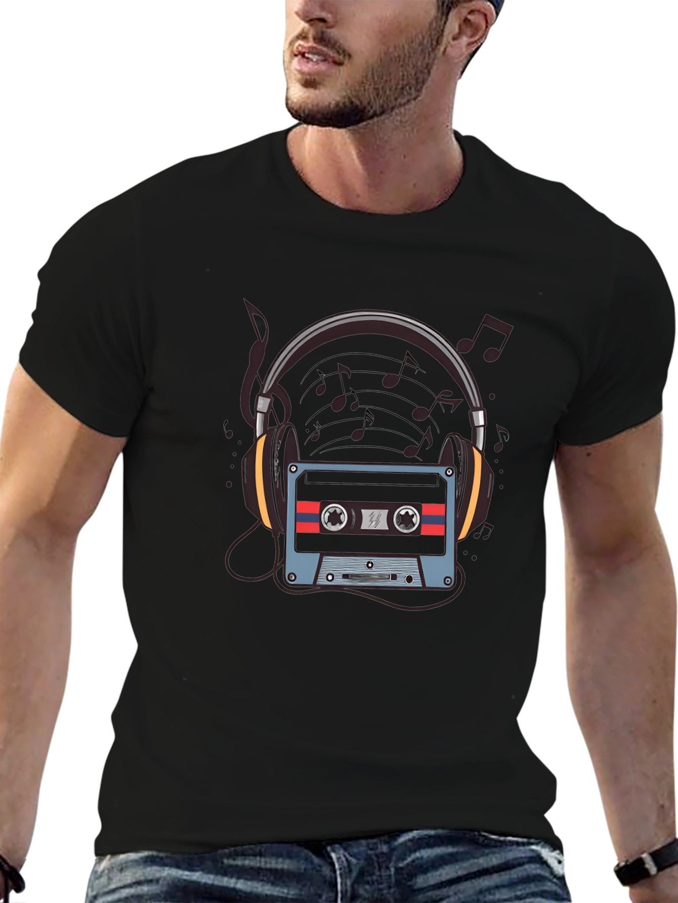 Camiseta Negra con Diseño de Cassette y Audífonos