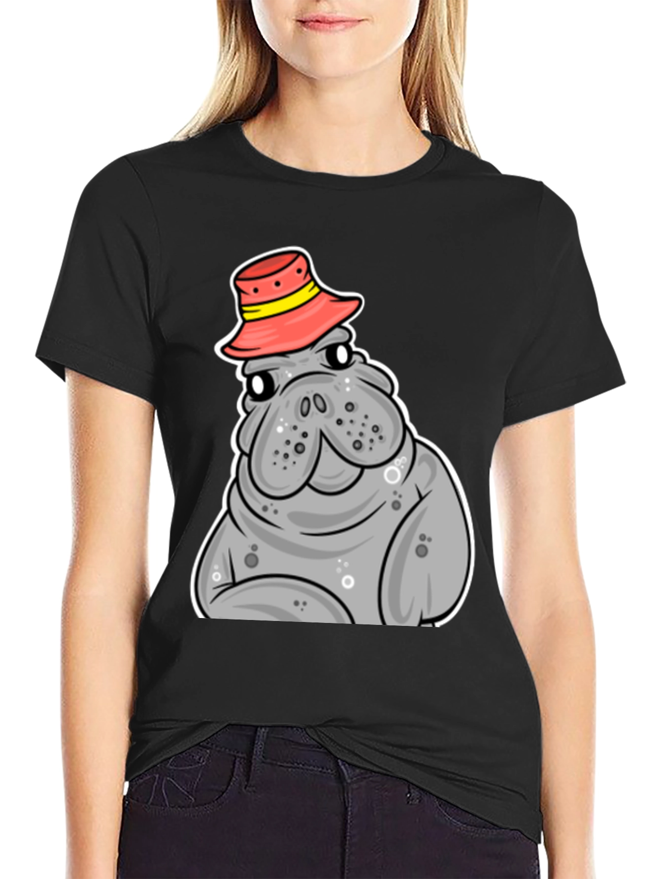 Camiseta Negra con Manatí con Sombrero