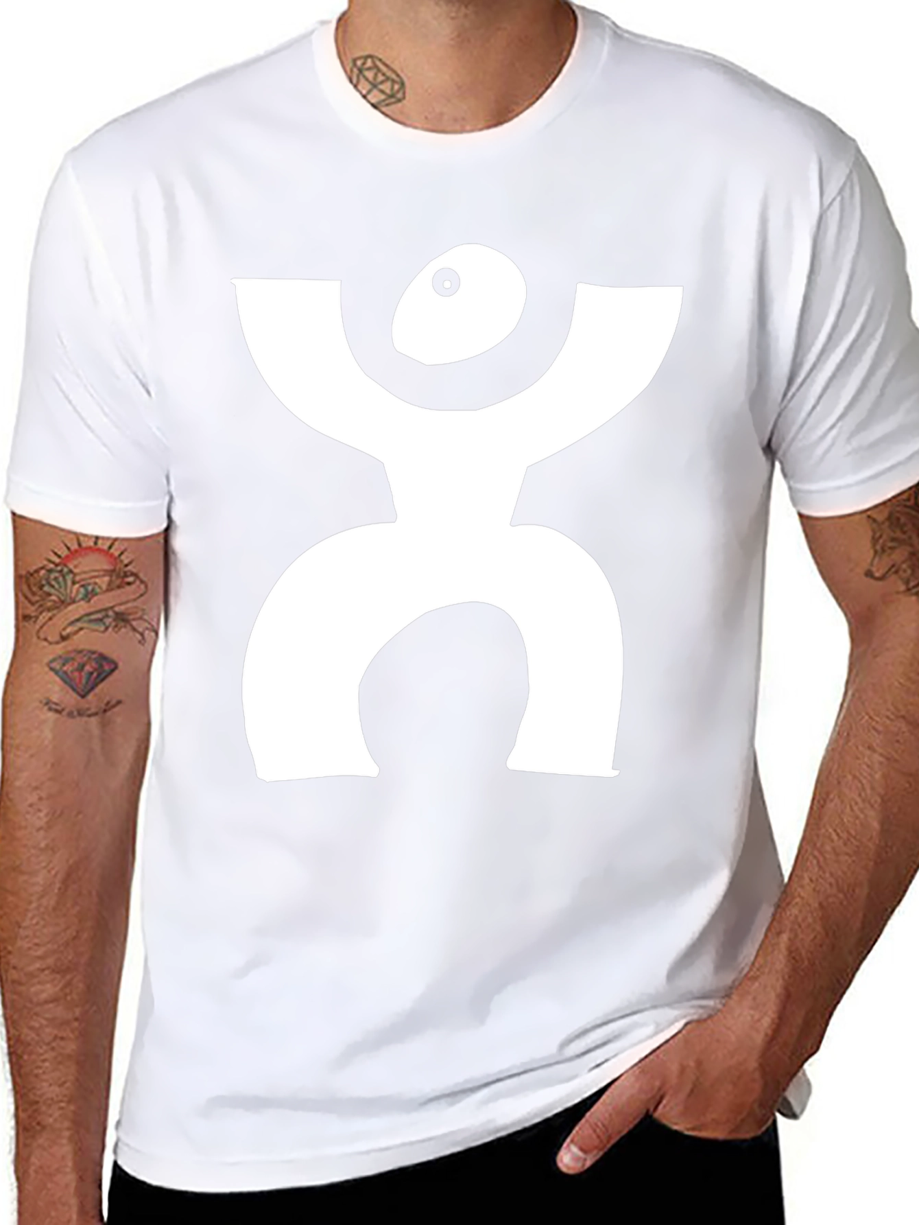 Camiseta Negra con Diseño Blanco Abstracto