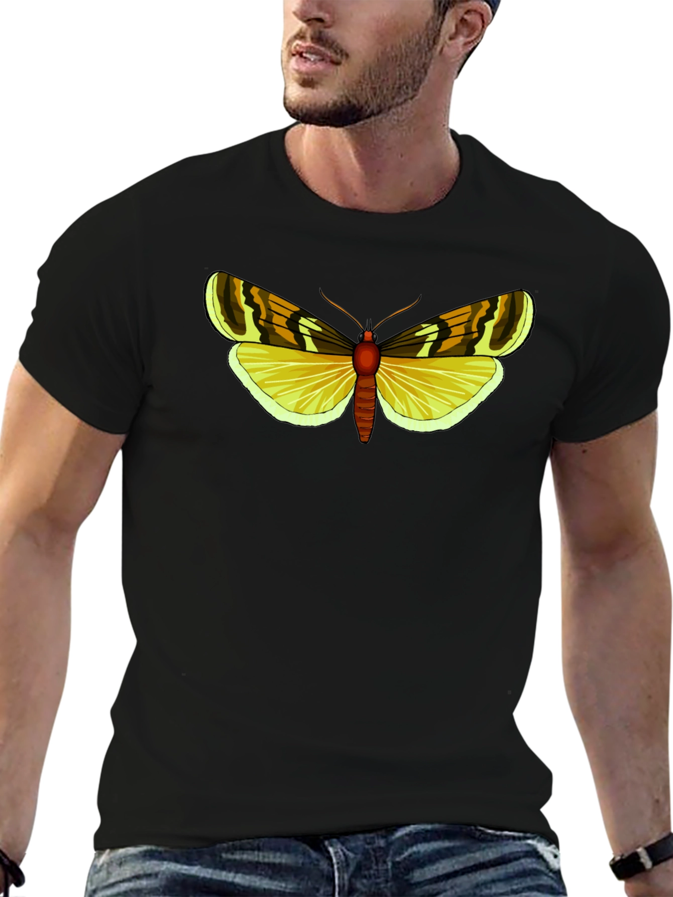 Camiseta Negra con Diseño de Mariposa Amarilla