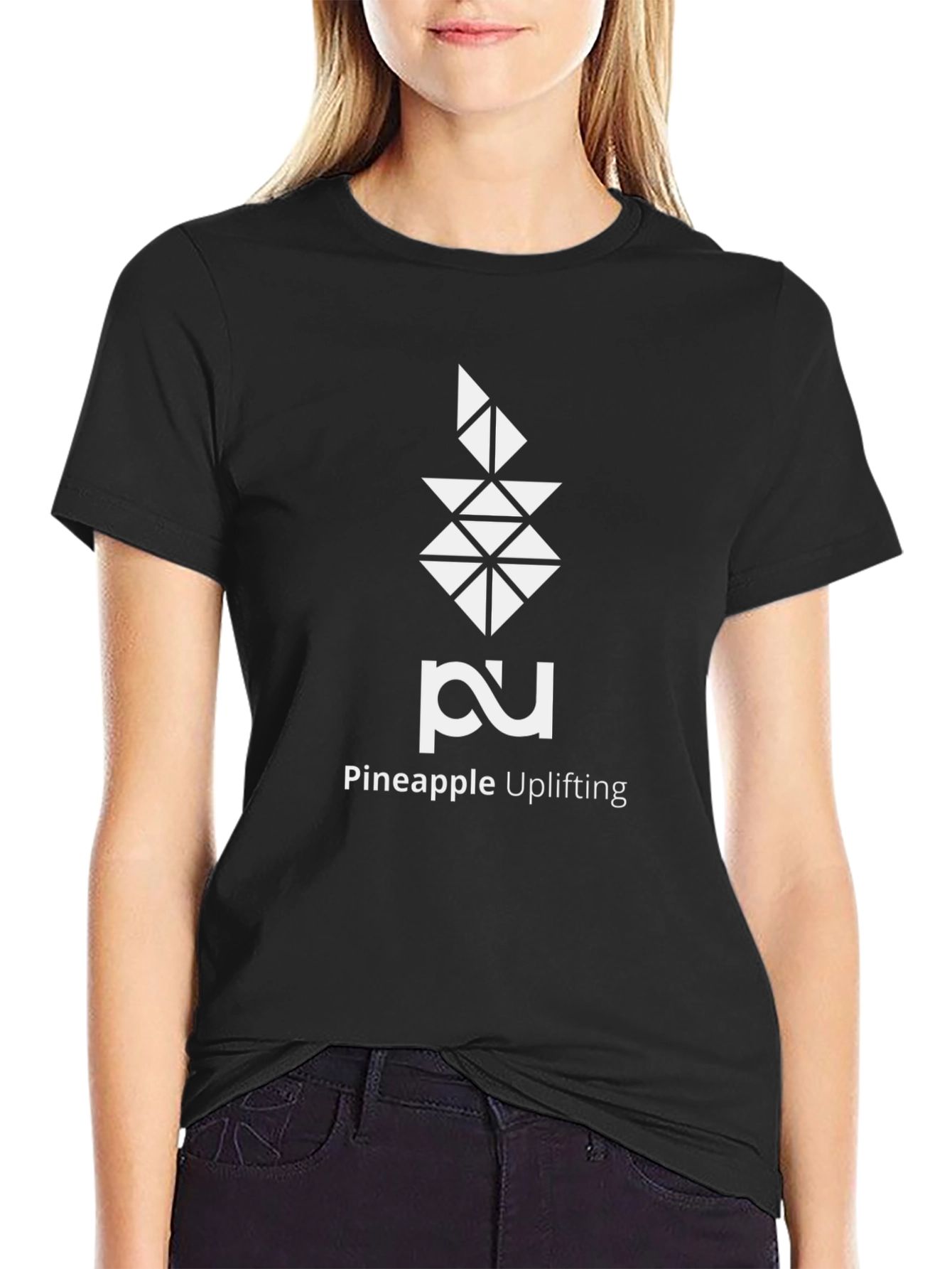 Camiseta Negra con Diseño Geométrico Pineapple Uplifting