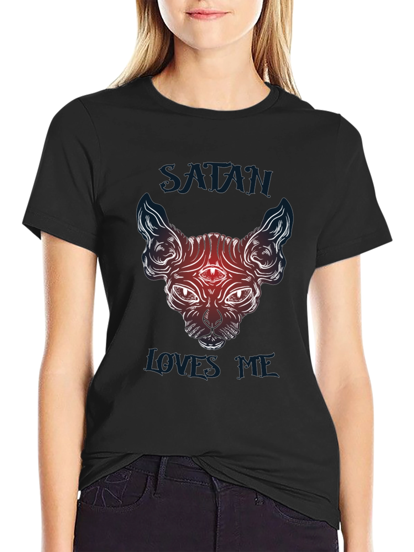 Camiseta Negra Satánica Gato Sphynx Satán Me Ama