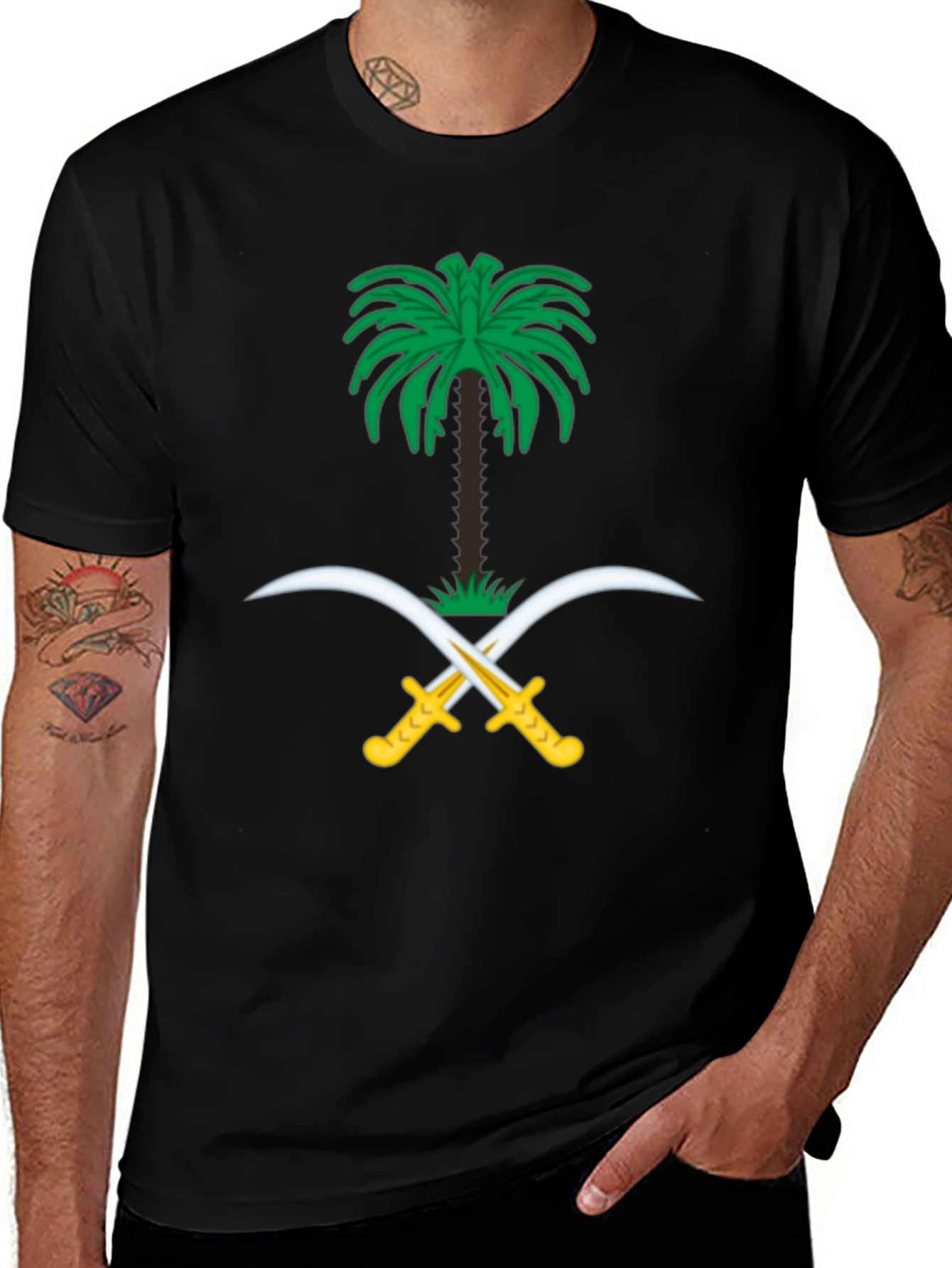 Camiseta Negra con Emblema de Arabia Saudita