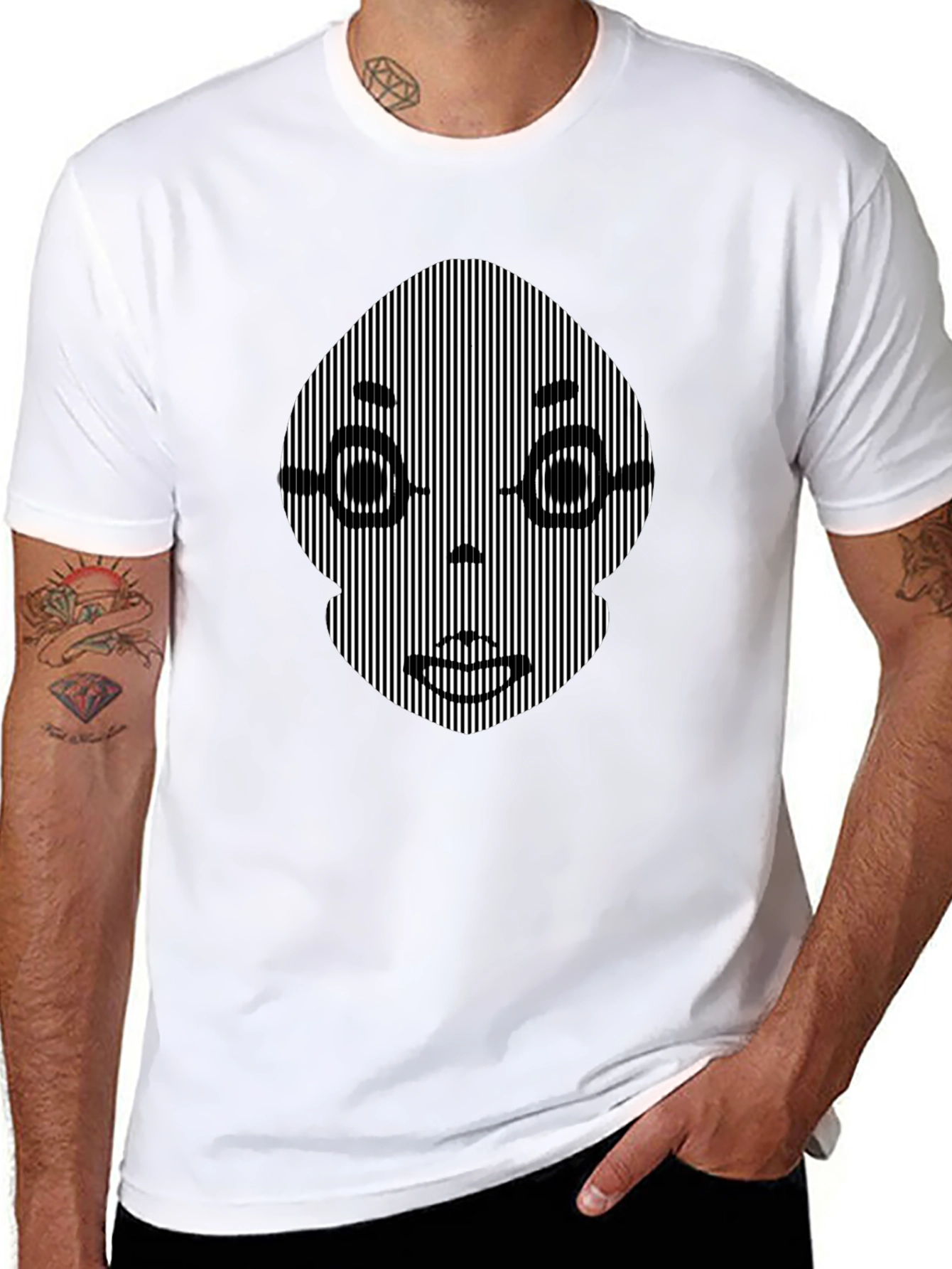Camiseta Negra con Ilusión Óptica Facial