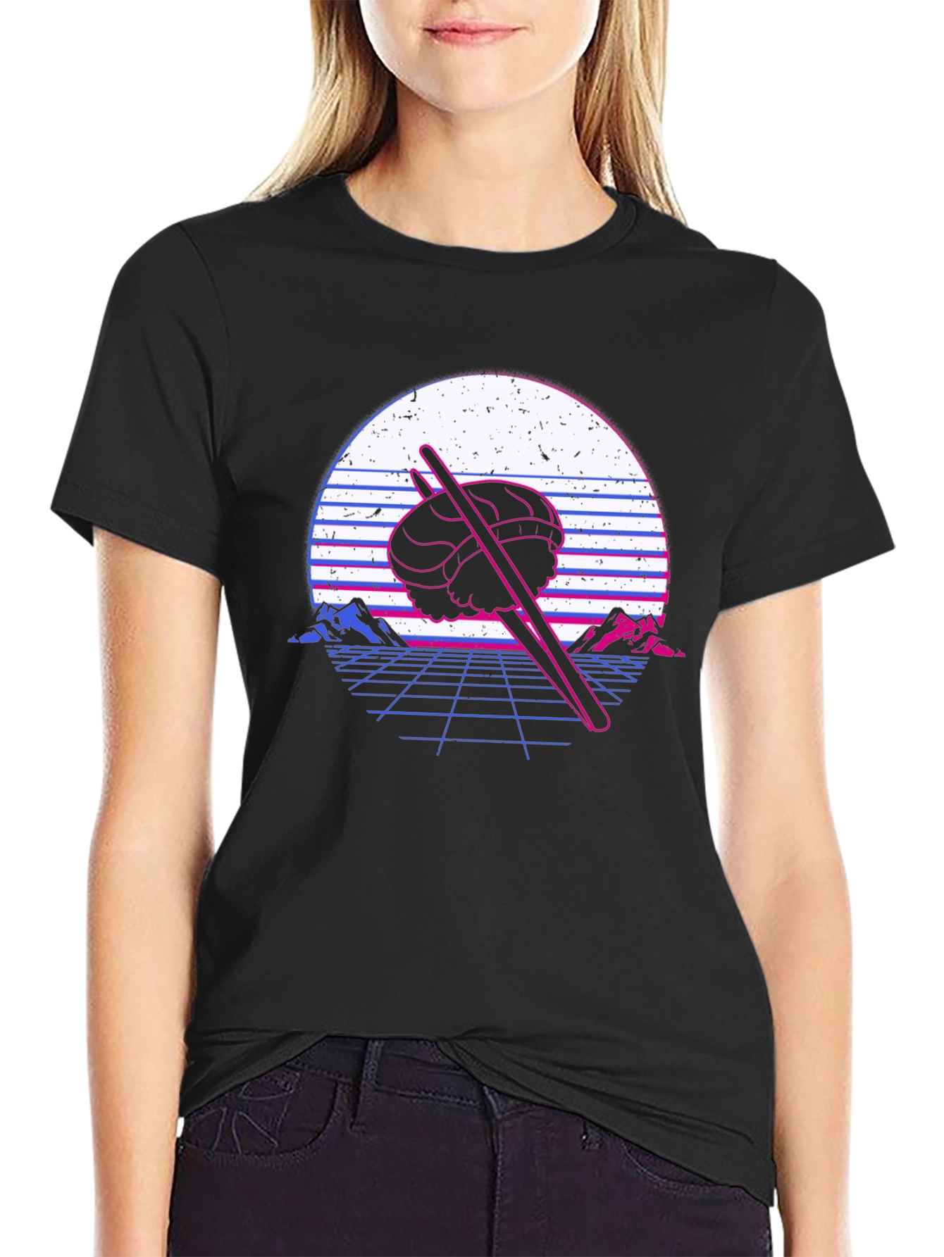 Camiseta Negra con Diseño Sushi Retro
