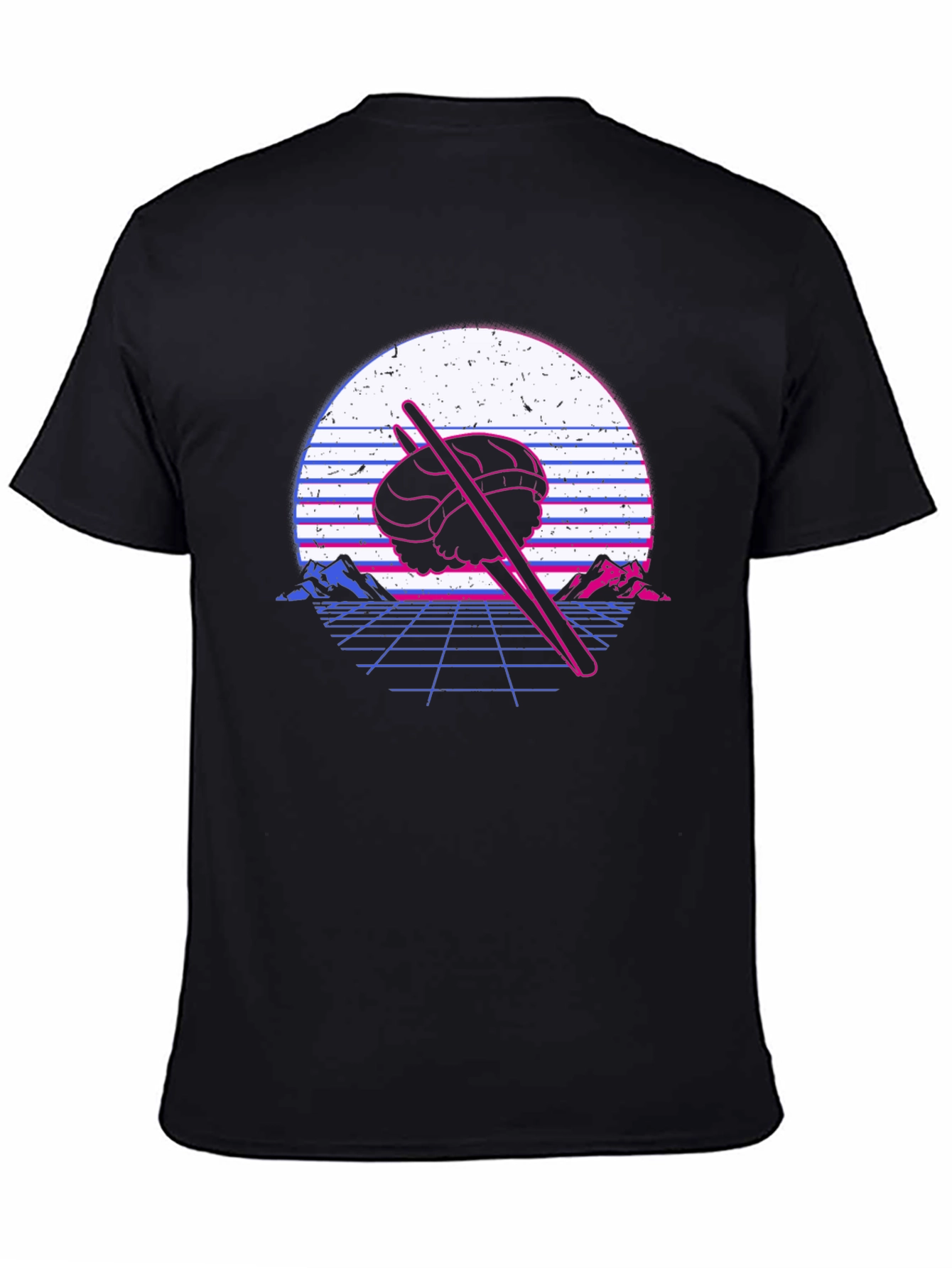 Camiseta Negra con Diseño Sushi Retro