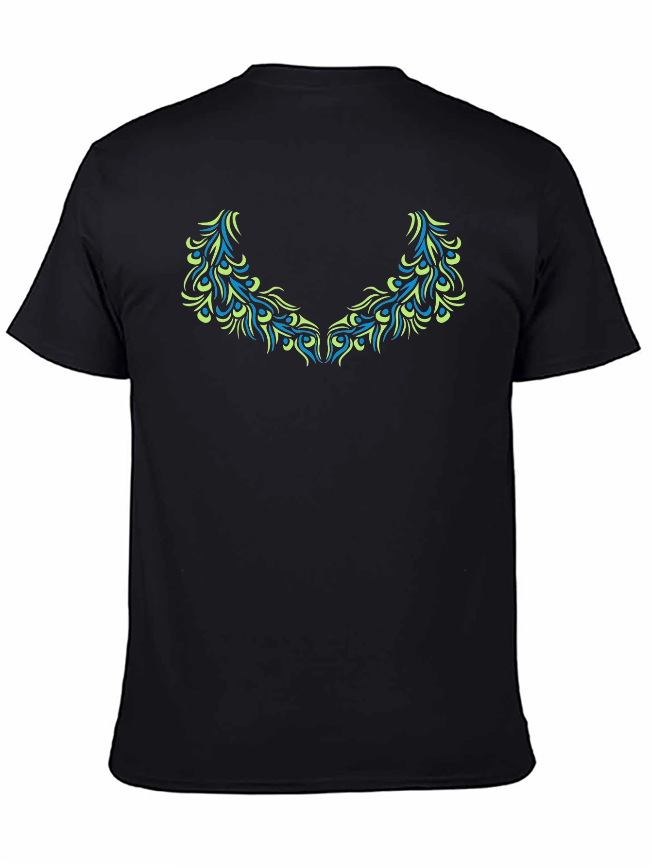 Camiseta Negra Diseño Plumas Estilizadas
