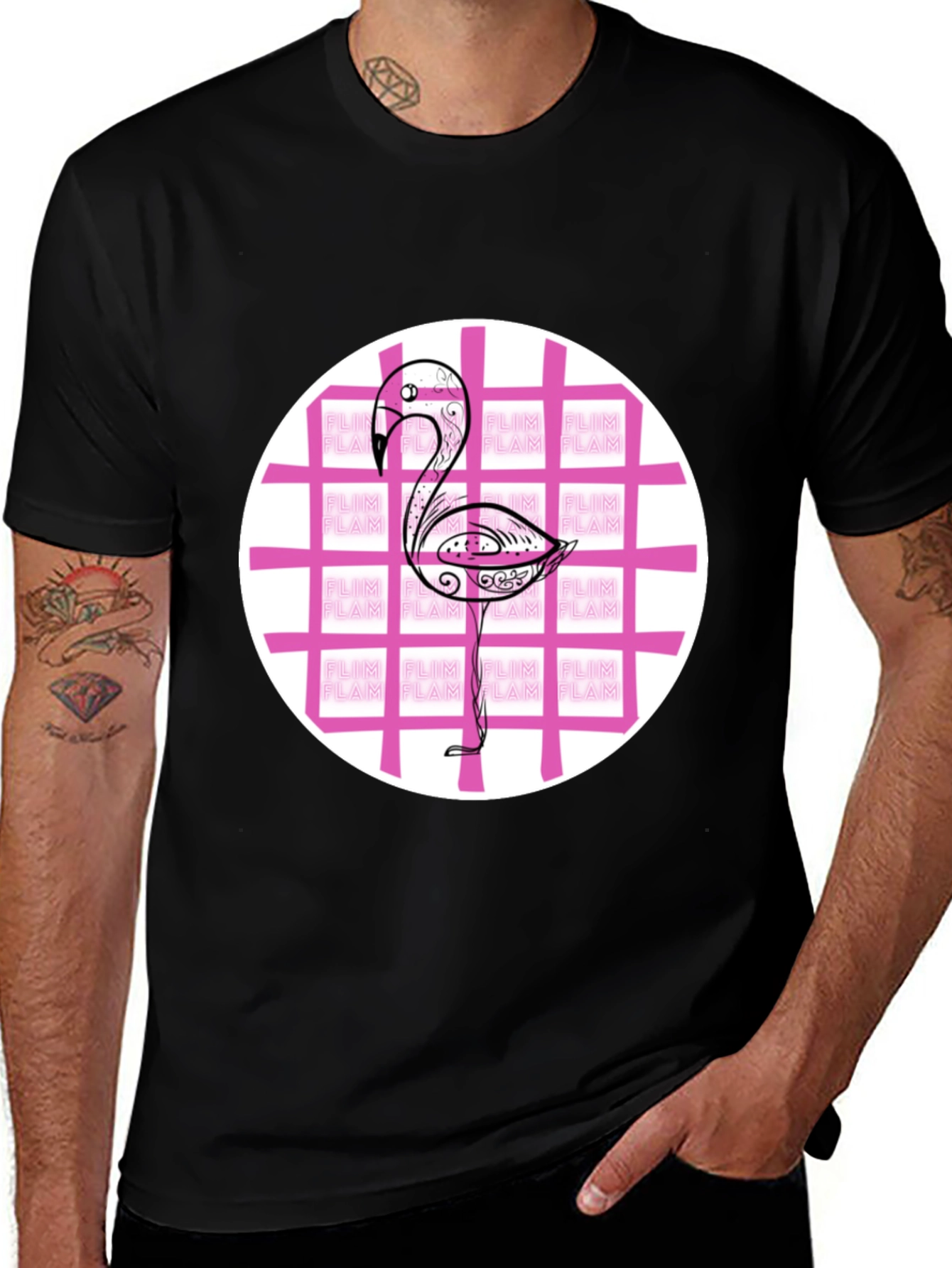 Camiseta Negra con Diseño de Flamenco Estilizado