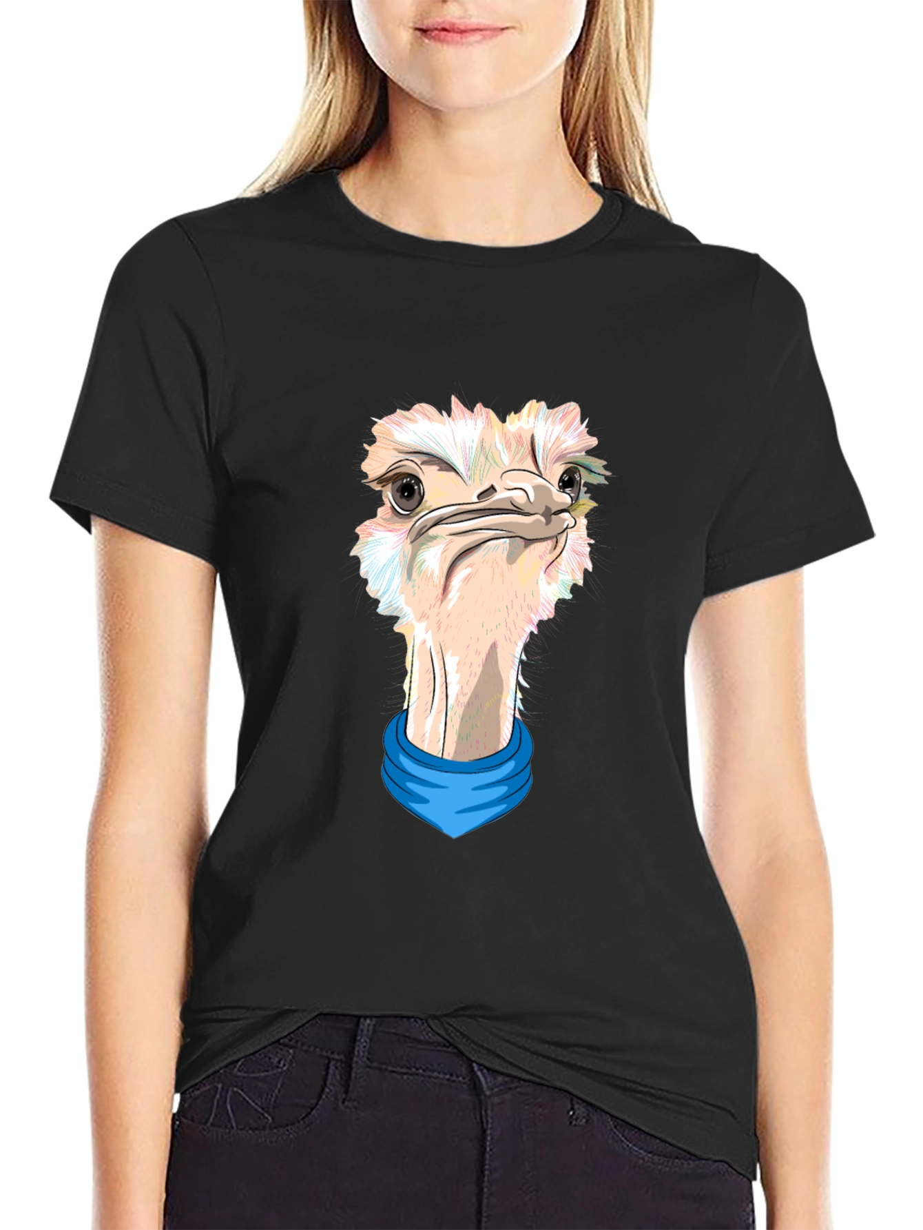 Camiseta Negra con Estampado de Avestruz con Pañuelo