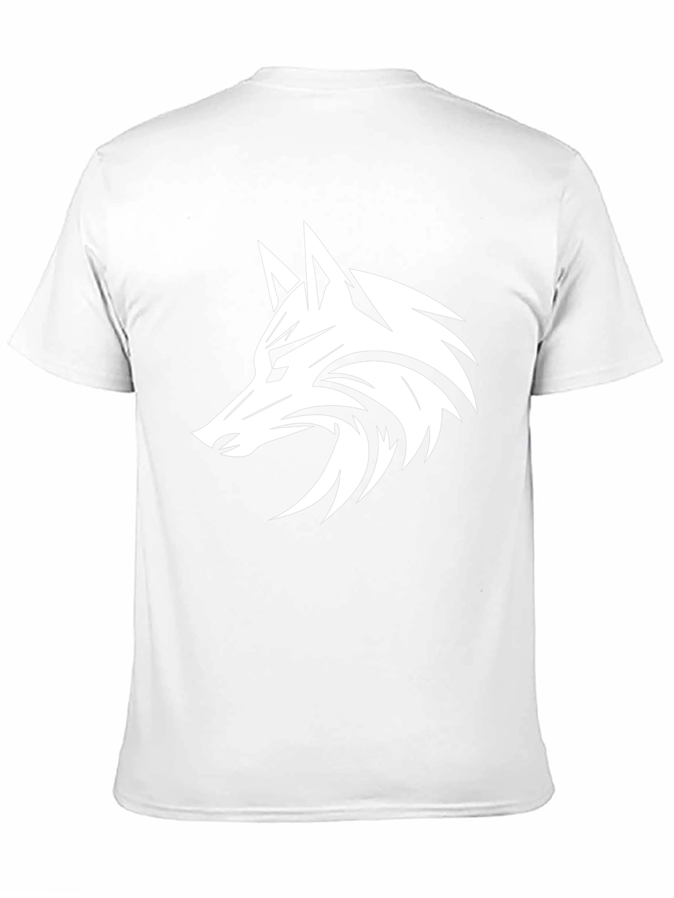 Camiseta Negra con Diseño de Lobo Estilizado