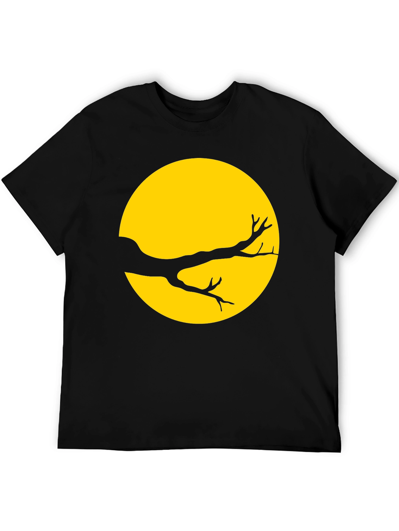 Camiseta Negra con Diseño de Luna y Rama Árbol