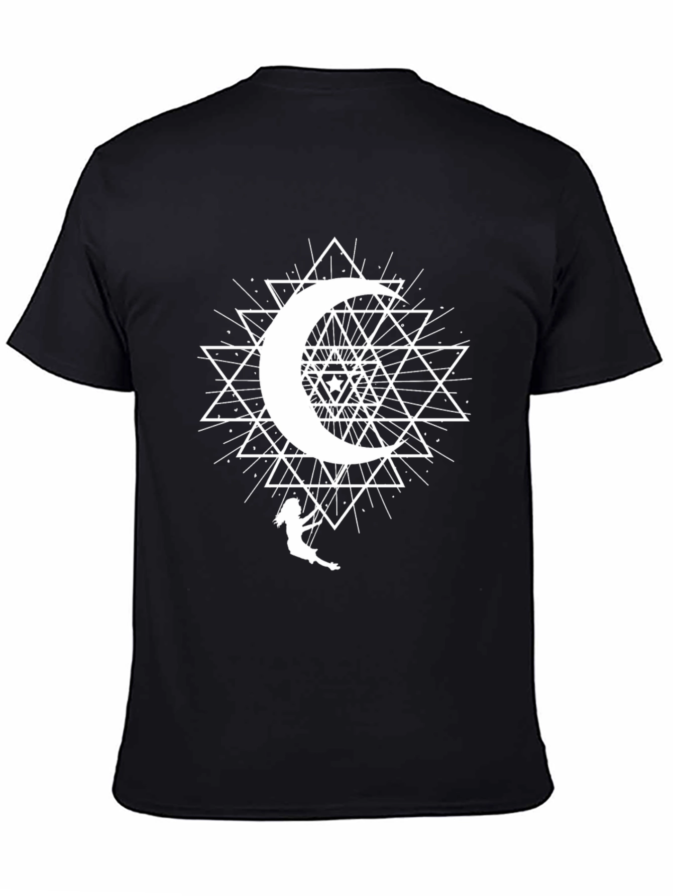 Camiseta Negra con Diseño de Luna y Triángulos