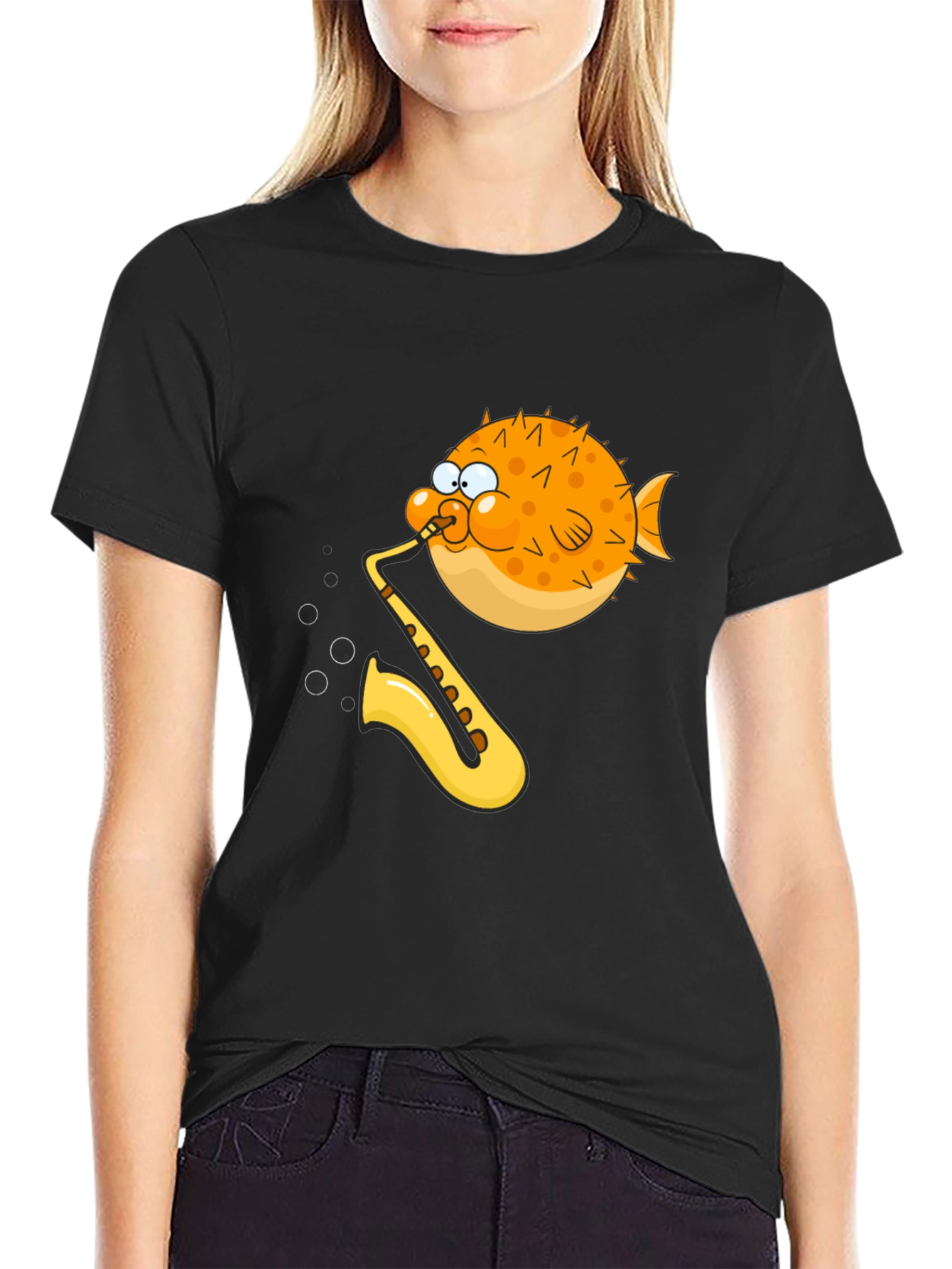 Camiseta Negra con Diseño Divertido de Pez Saxofonista