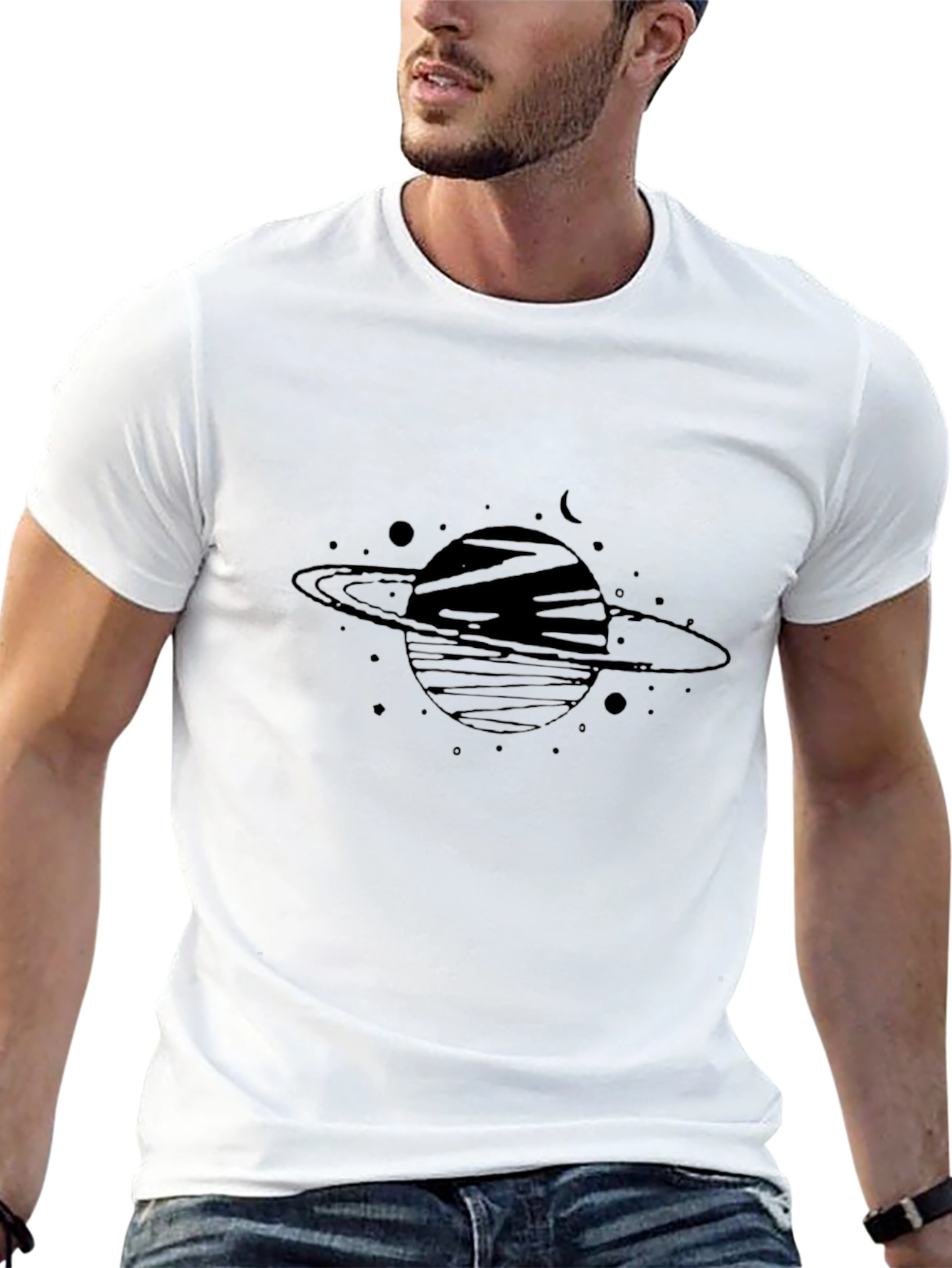 Camiseta Negra con Diseño de Planeta Saturno