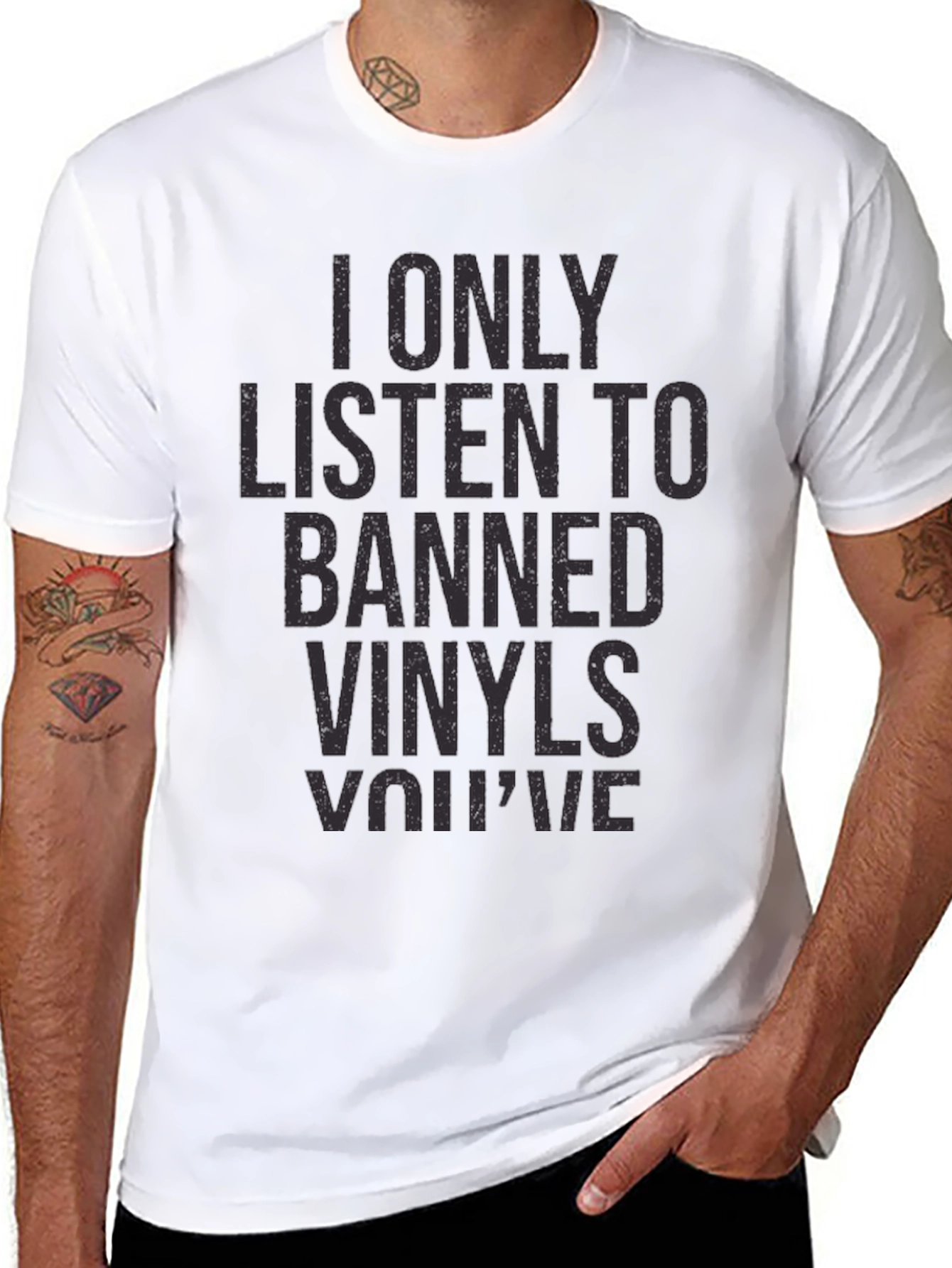 Camiseta Negra: Solo Escucho Vinilos Prohibidos
