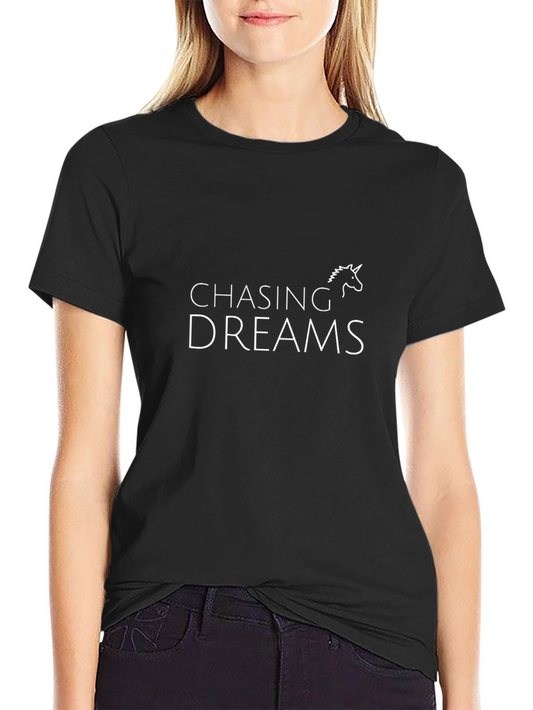 Camiseta Negra Chasing Dreams con Unicornio