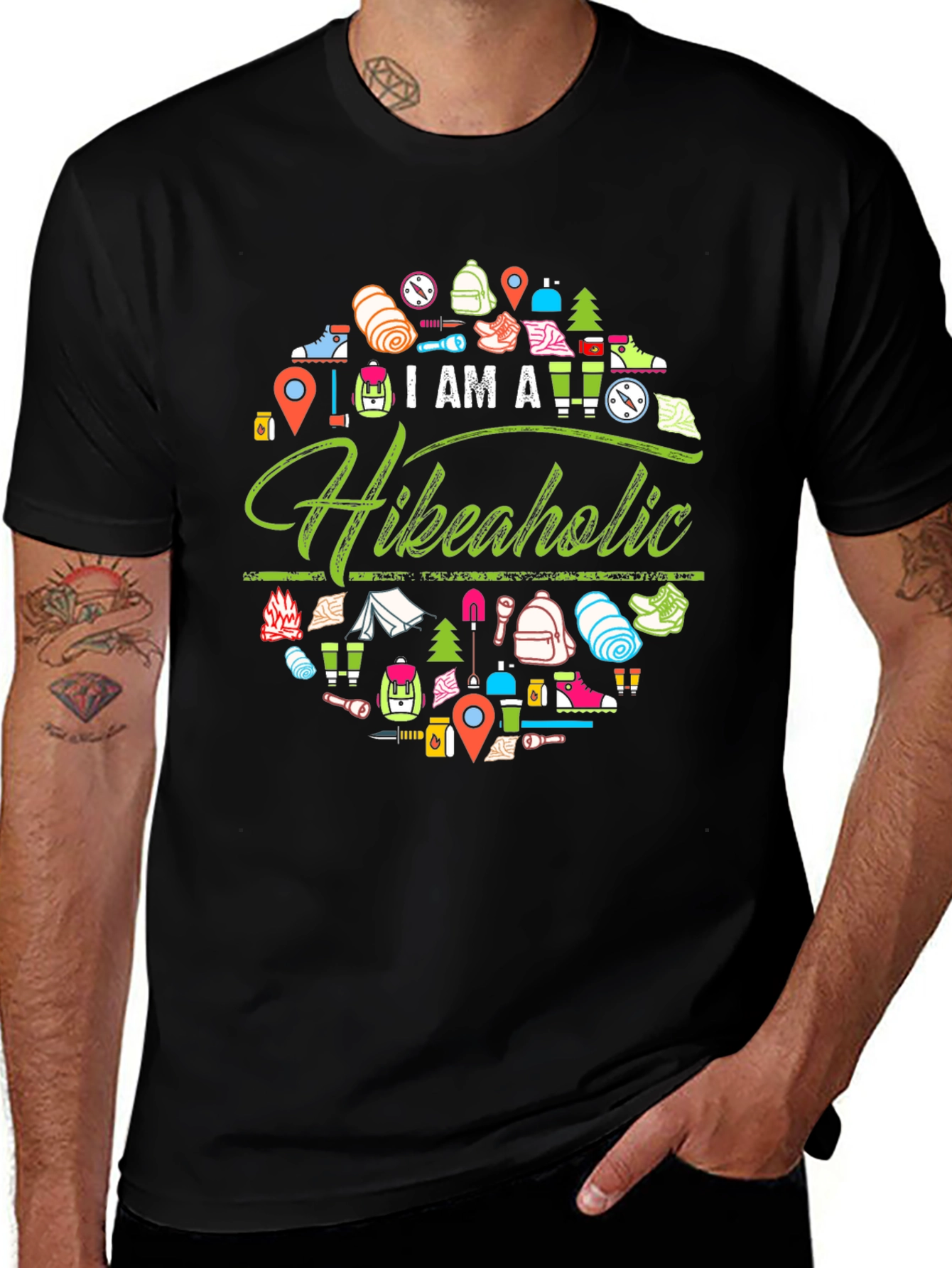 Camiseta Negra Hikeaholic para Amantes del Senderismo